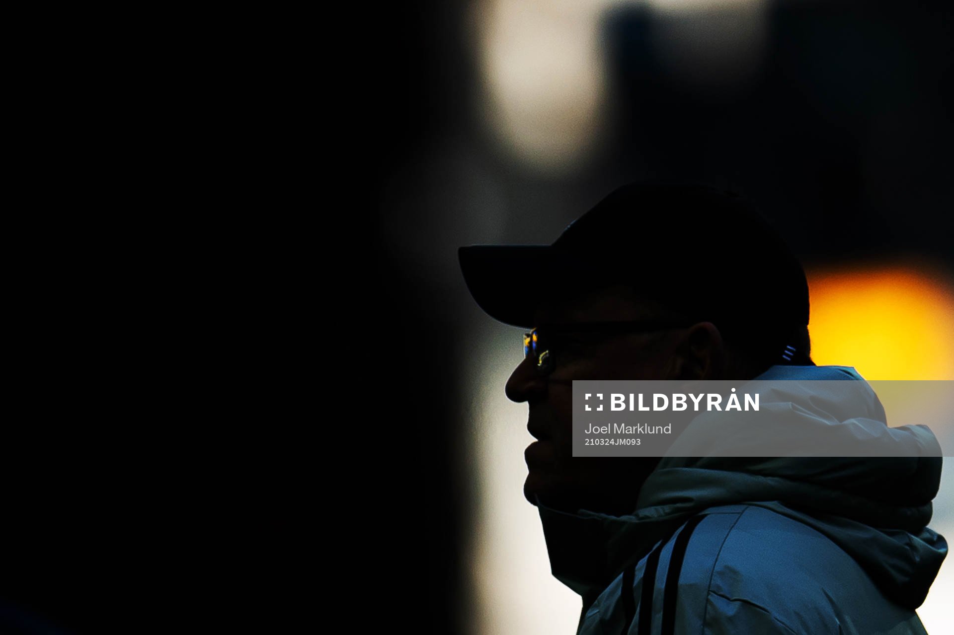 Silhouette of head coach Janne Andersson of the Swedish