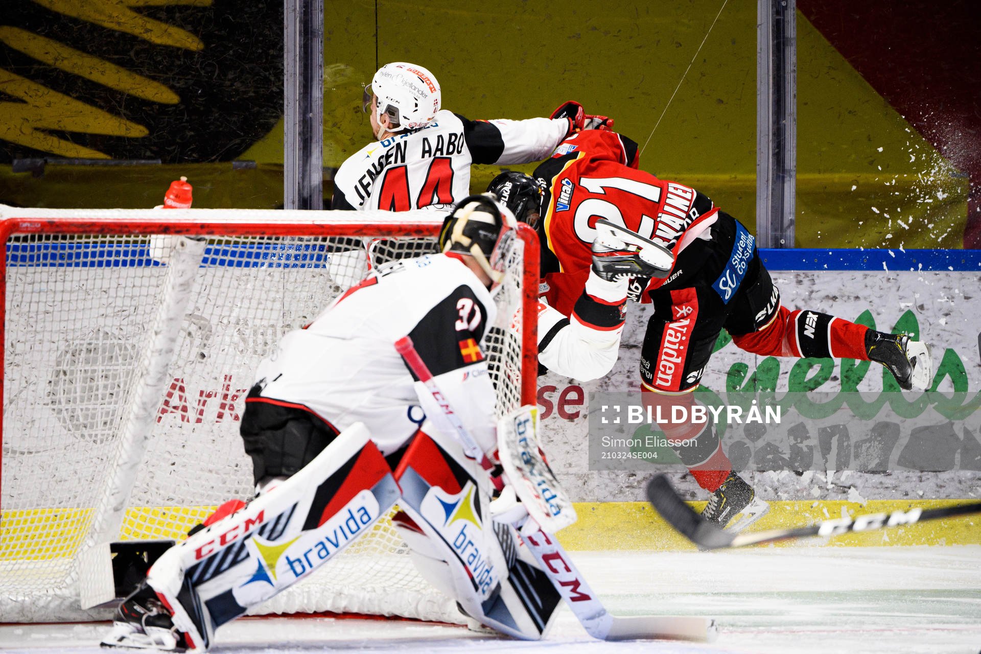 Malmö Redhawks Jesper Jensen Aabo och Luleås Juhani