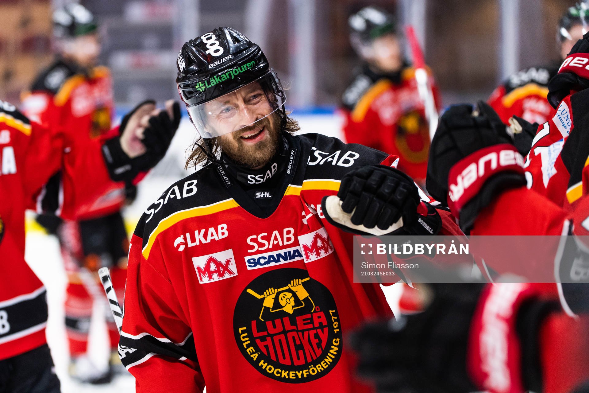 Luleås Daniel Sondell jublar