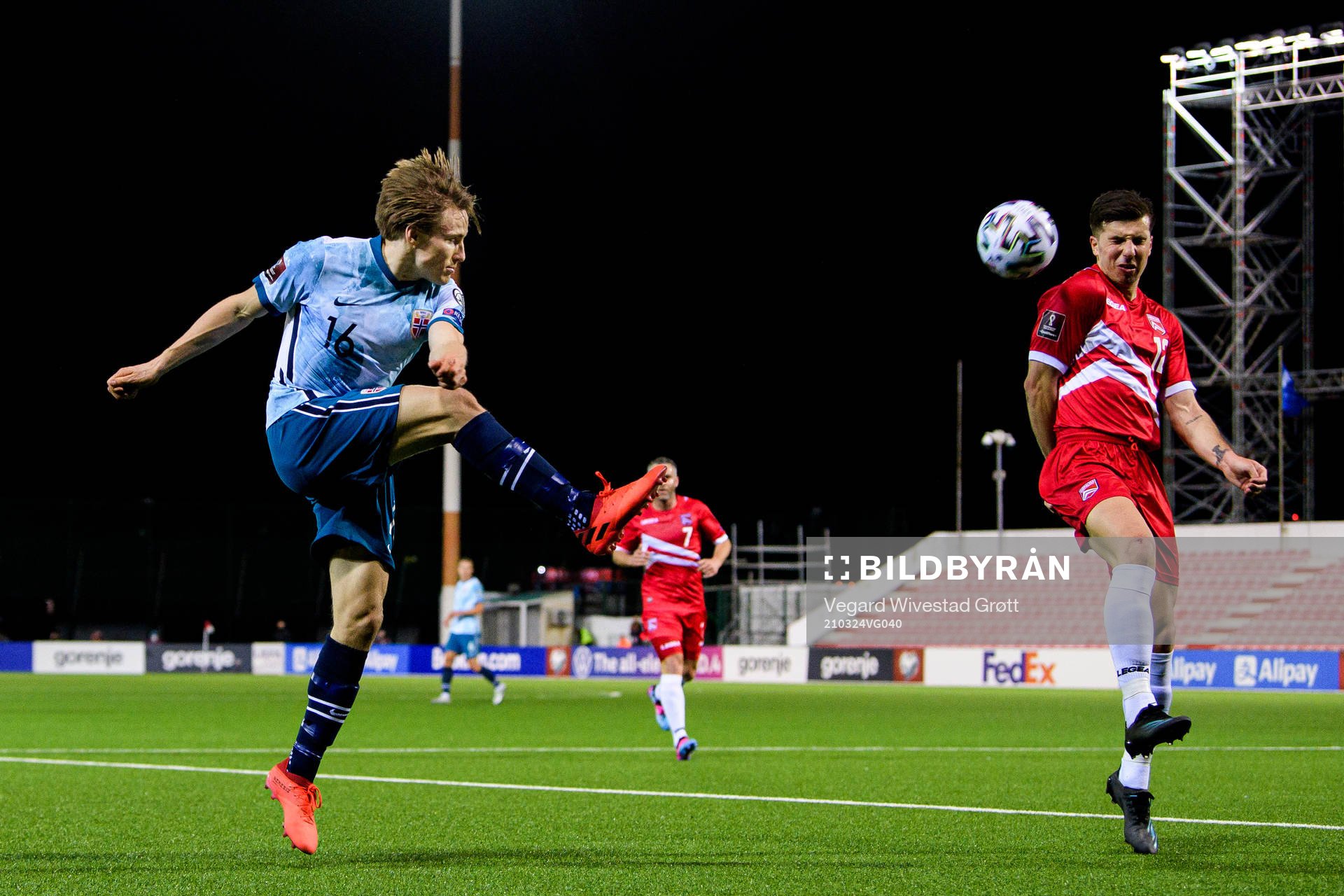Jonas Svensson of Norway and Jayce Olivero of Gibraltar