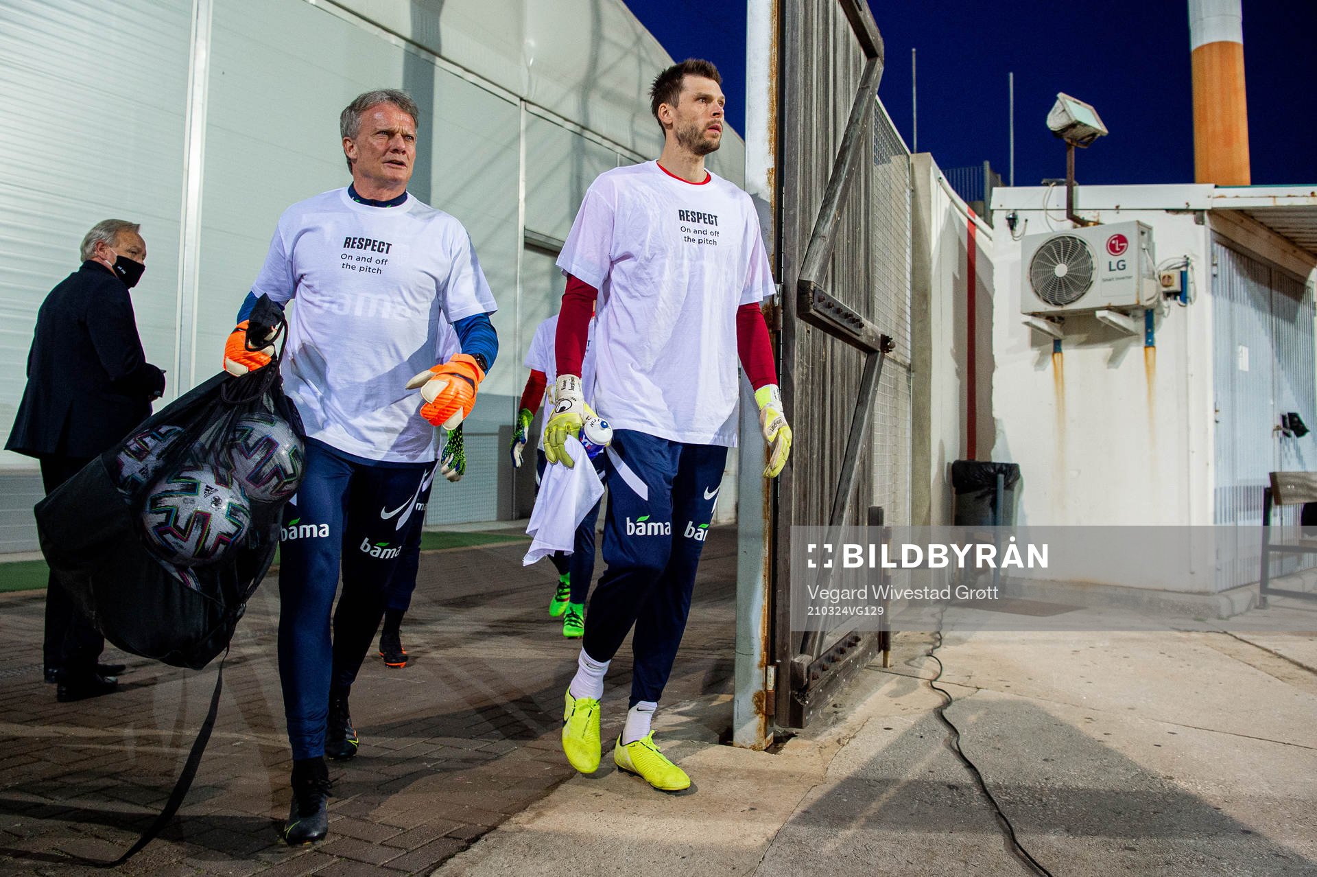 Frode Grodås, goalkeeper coach of Norway, and goalkeeper