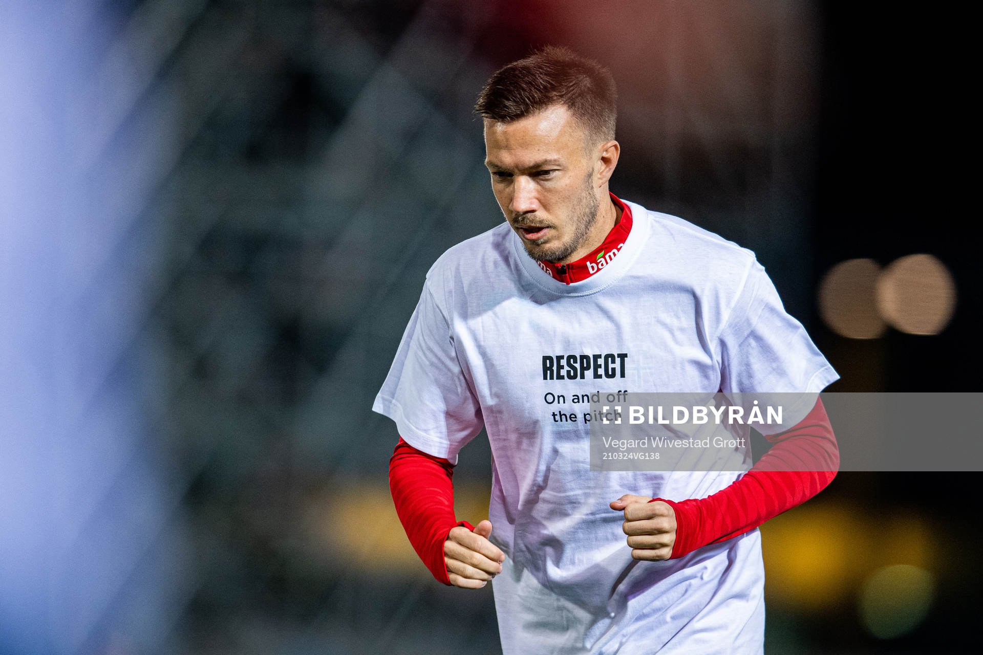 Martin Linnes of Norway wearing a t-shirt with the message