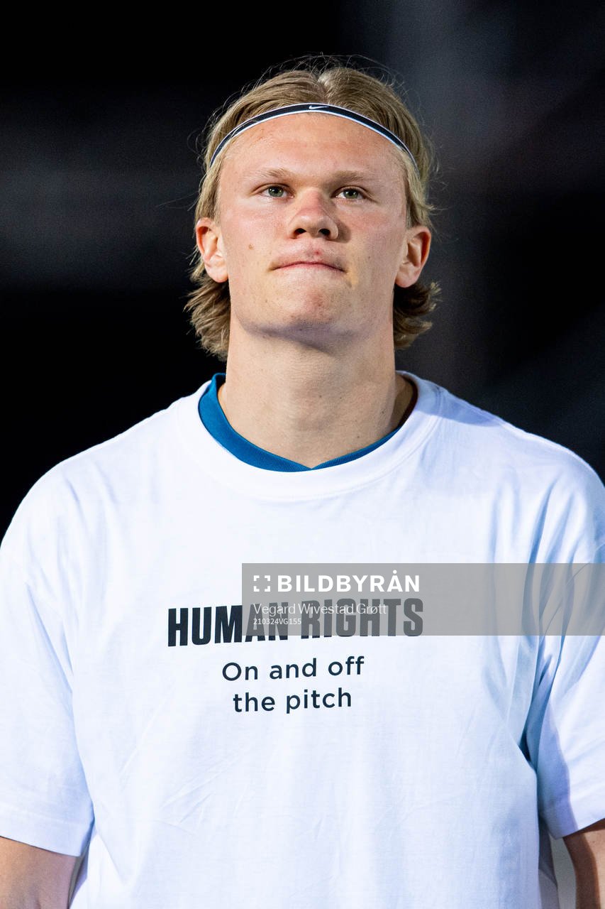 Erling Braut Haaland of Norway wearing a t-shirt with the