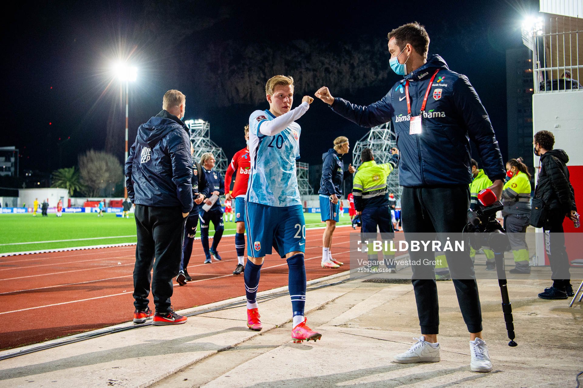 Jens Petter Hauge of Norway and Terje Skeie, video reporter