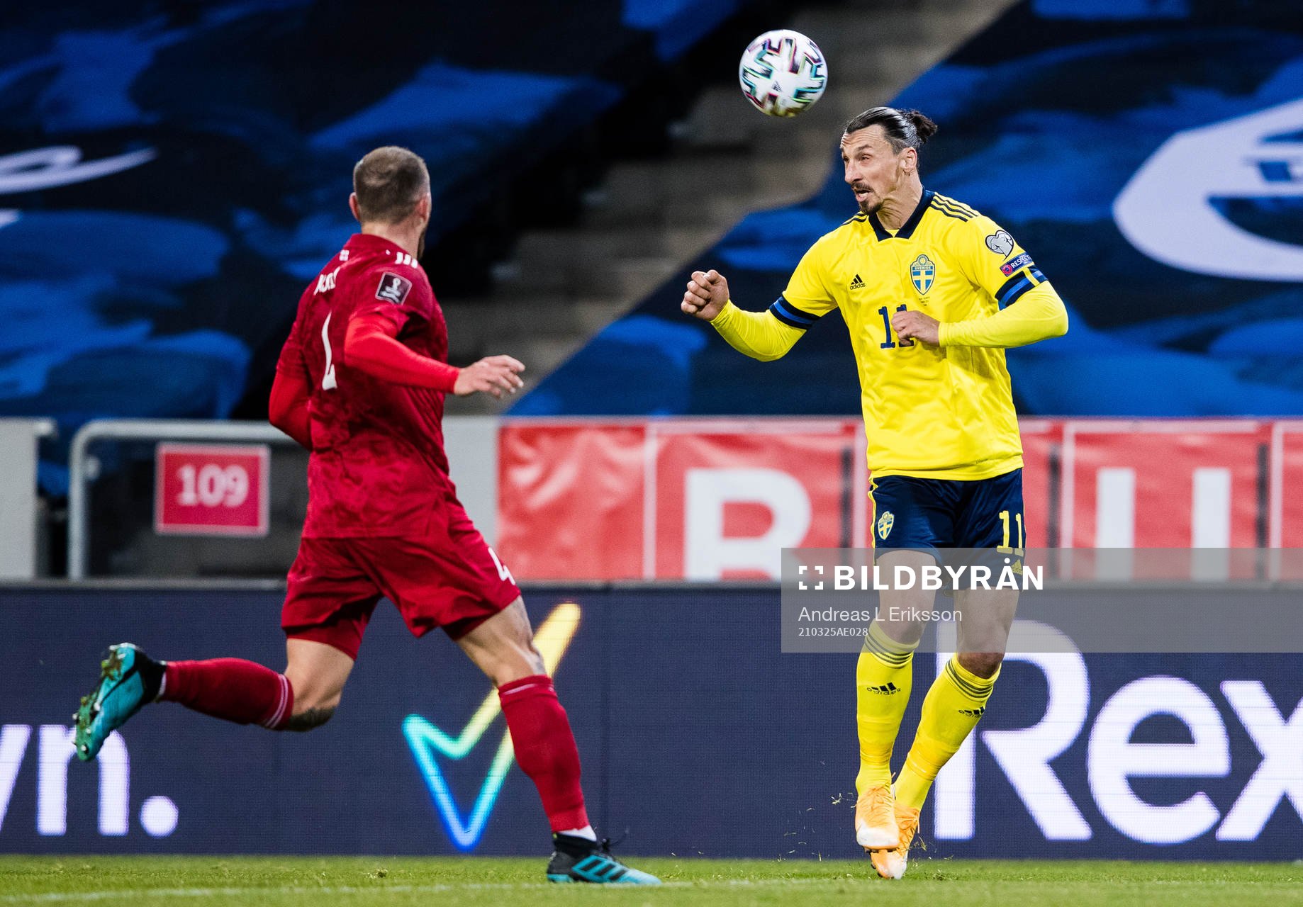 Guram Kashia of Georgia and Zlatan Ibrahimovic of Sweden