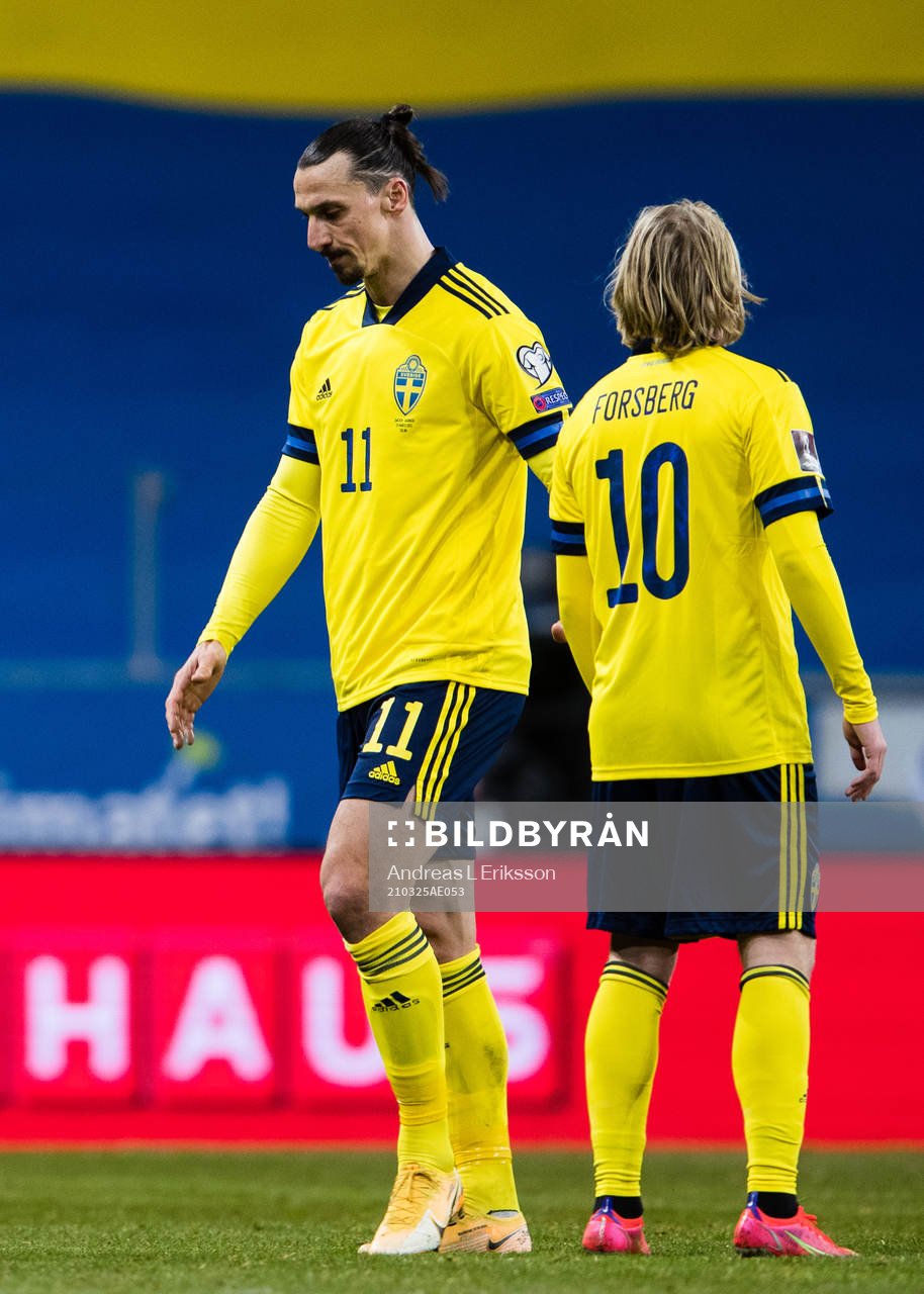 Zlatan Ibrahimovic and Emil Forsberg of Sweden