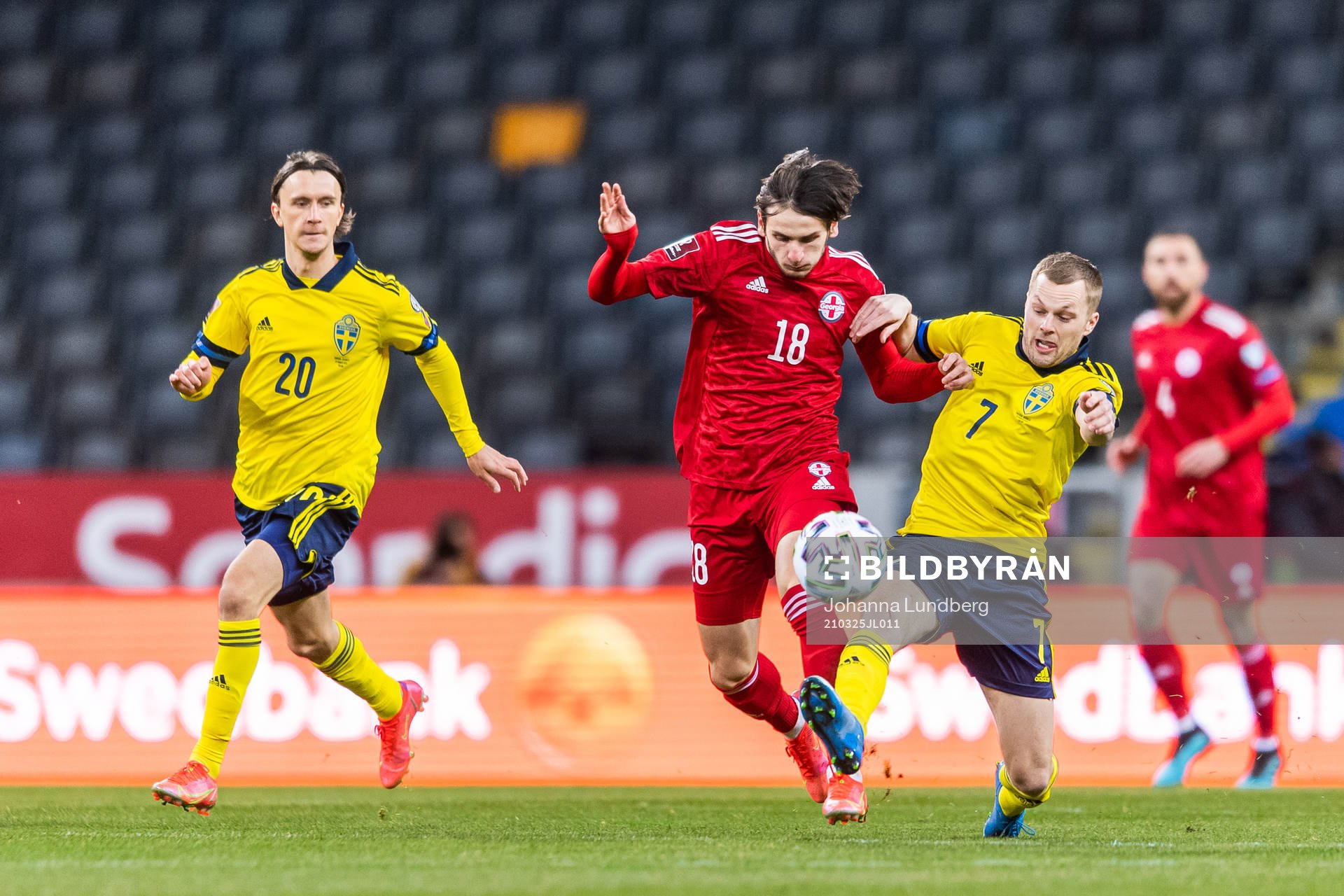 Kristoffer Olsson and Sebastian Larsson of Sweden against
