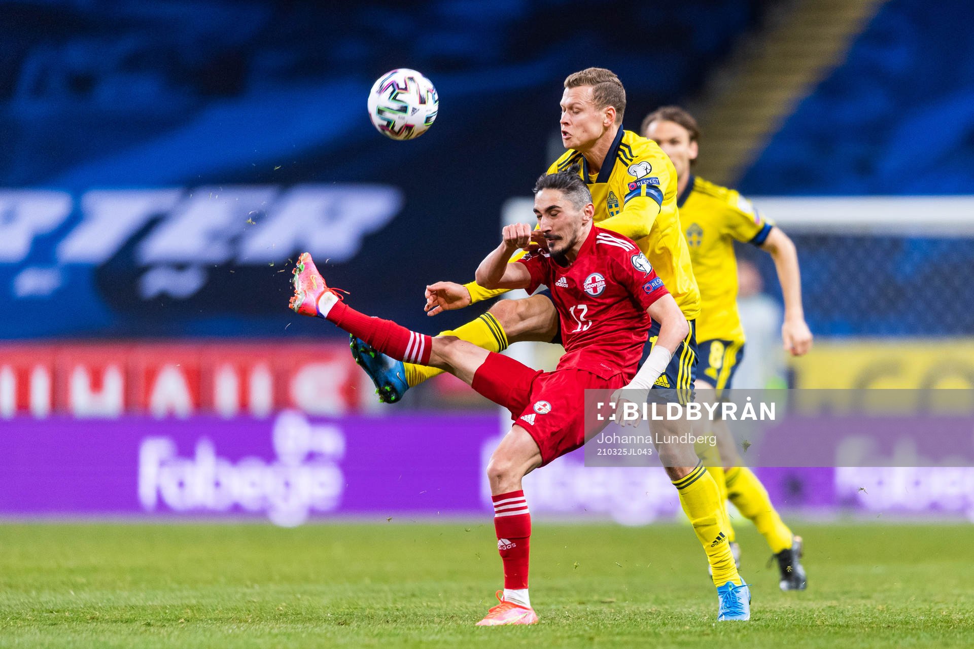Grigol Chabradze of Georgia and Viktor Claesson of Sweden