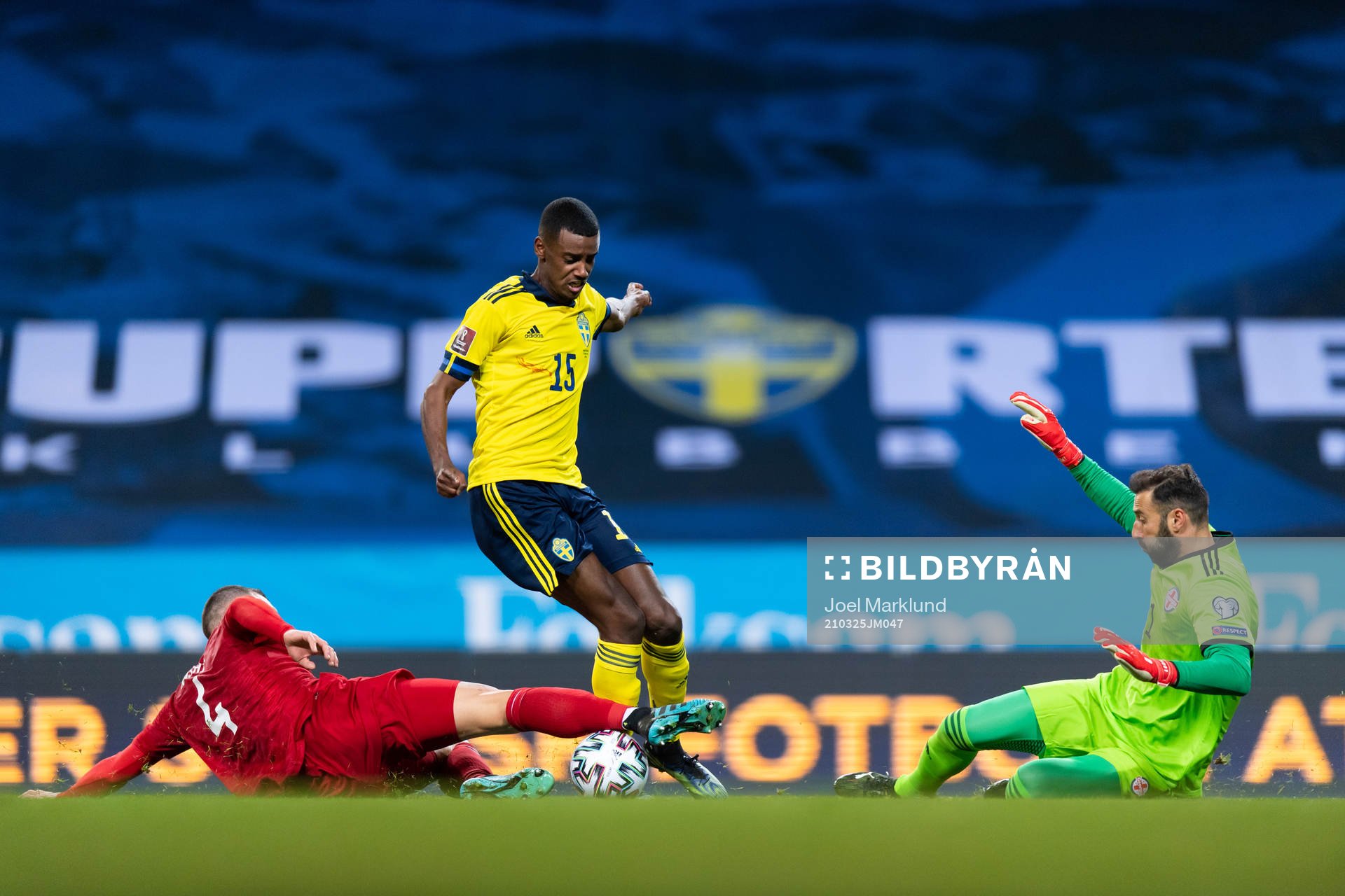 Guram Kashia and goalkeeper Giorgi Loria against Alexander