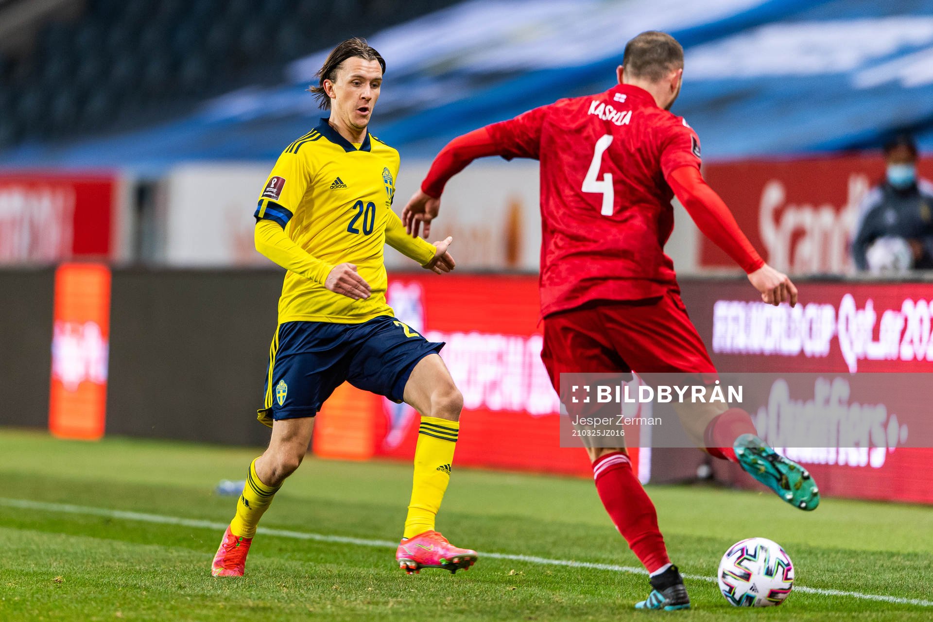 Kristoffer Olsson of Sweden and Guram Kashia of Georgia