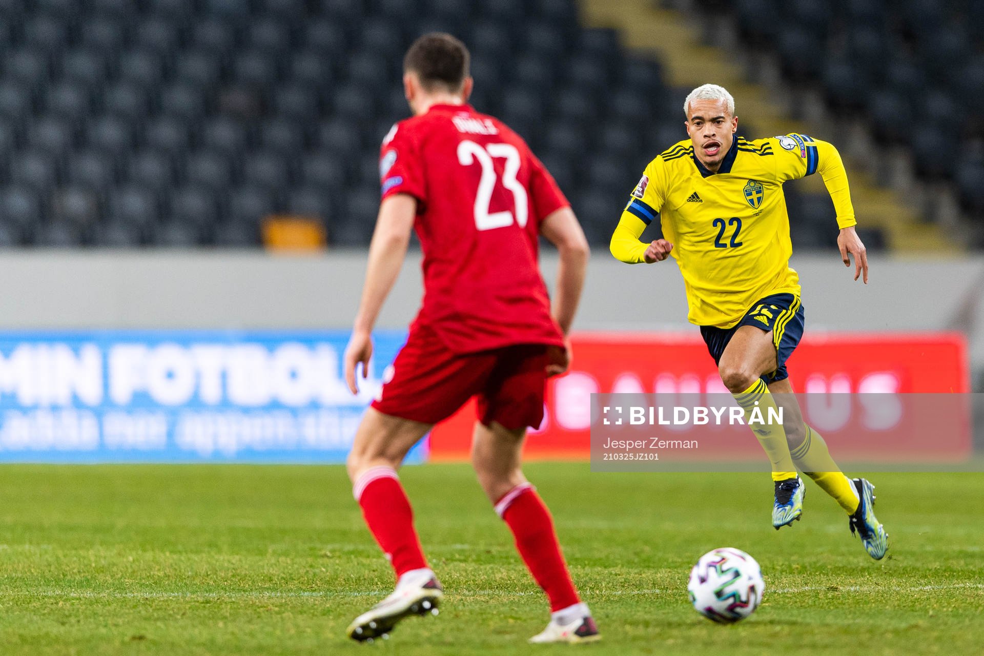 Robin Quaison of Sweden