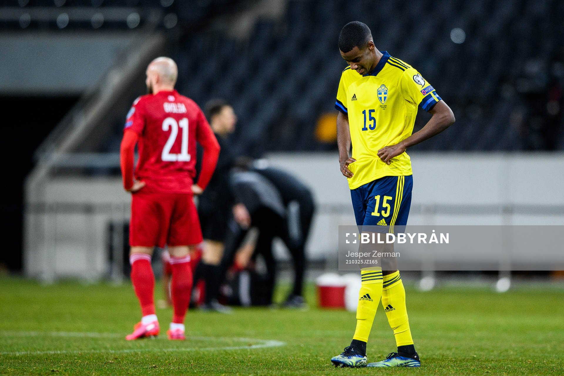 Alexander Isak of Sweden looks dejected