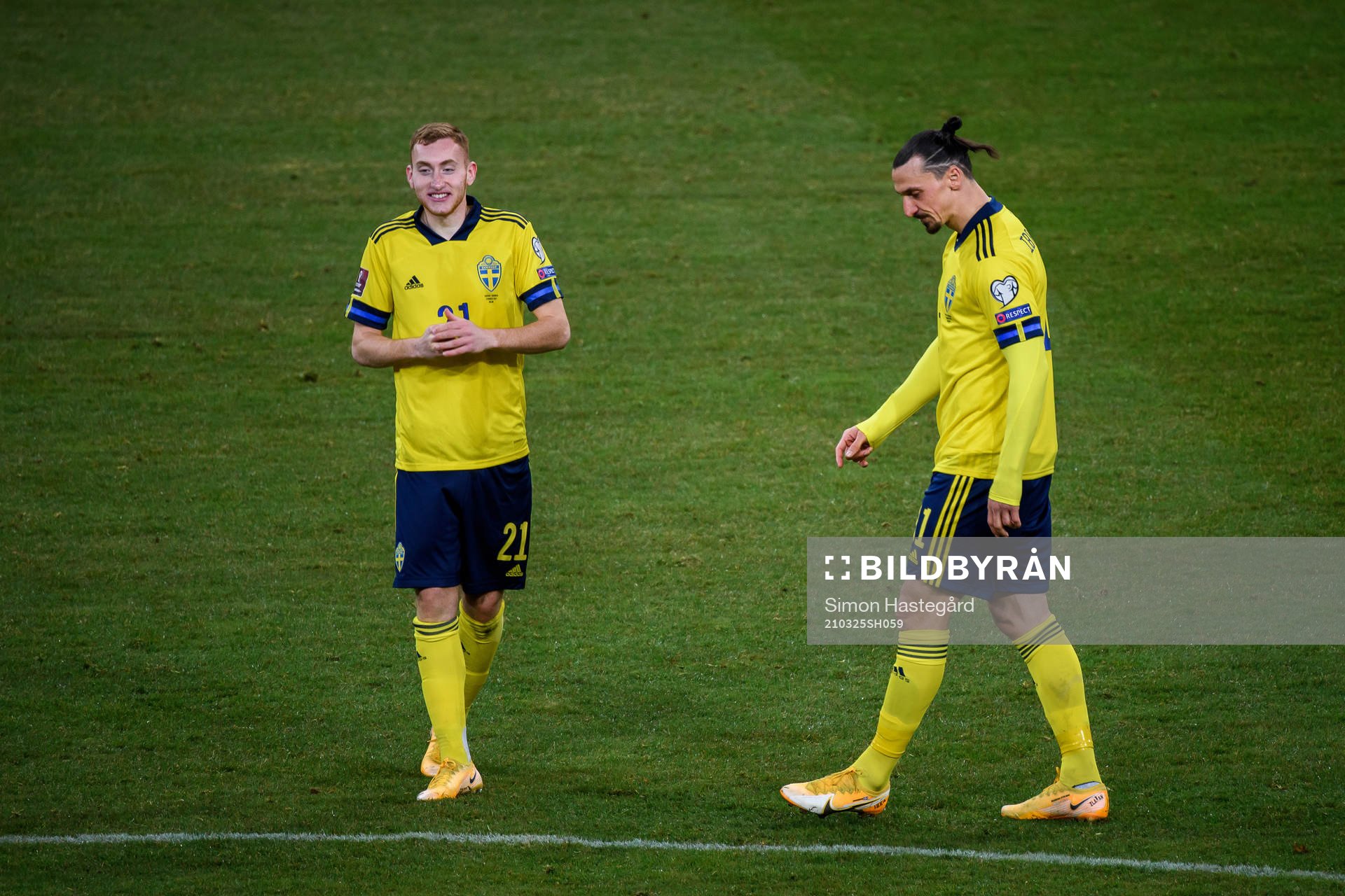 Dejan Kulusevski and Zlatan Ibrahimovic of Sweden
