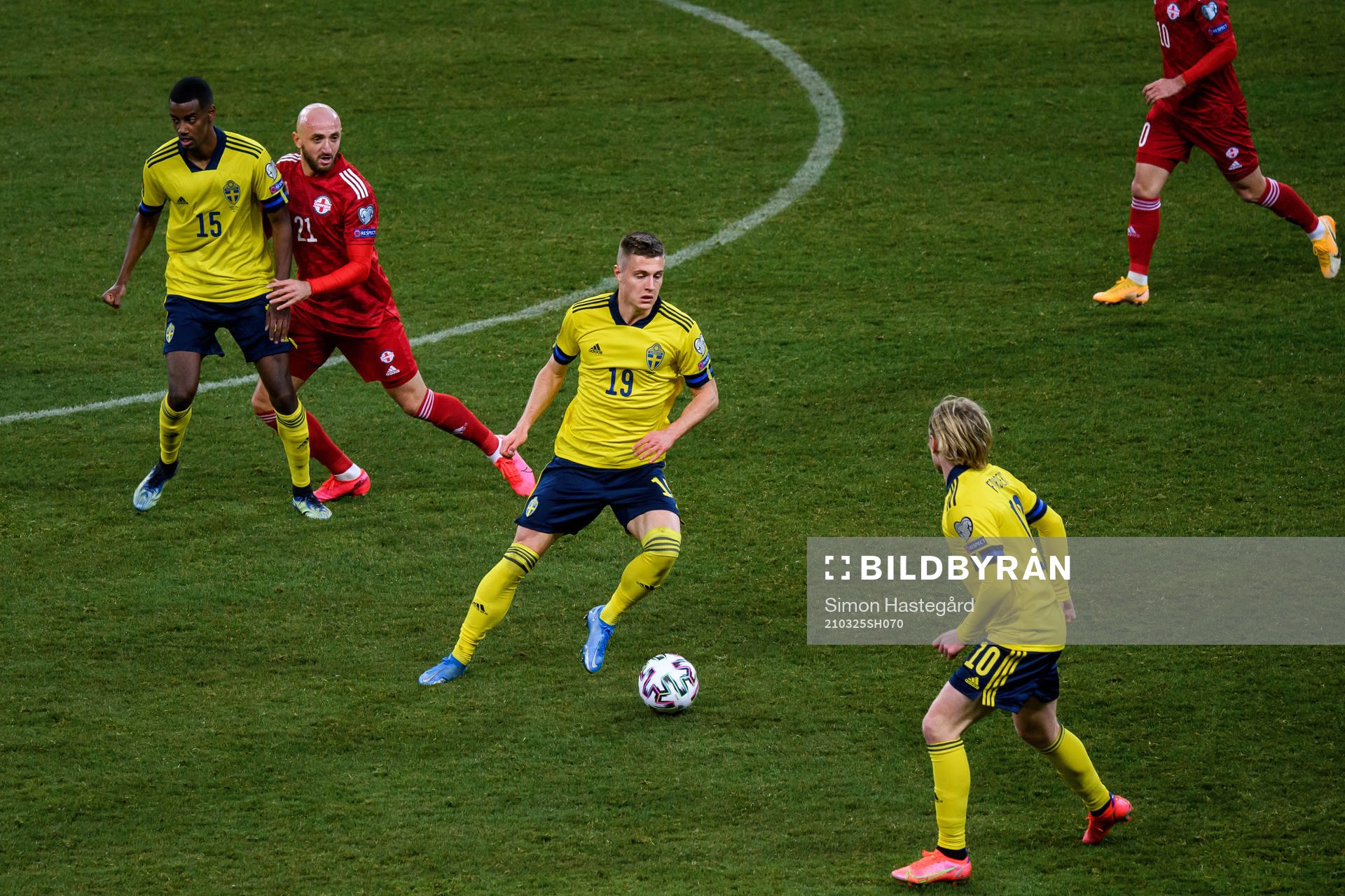 Alexander Isak, Mattias Svanberg and Emil Forsberg of Sweden