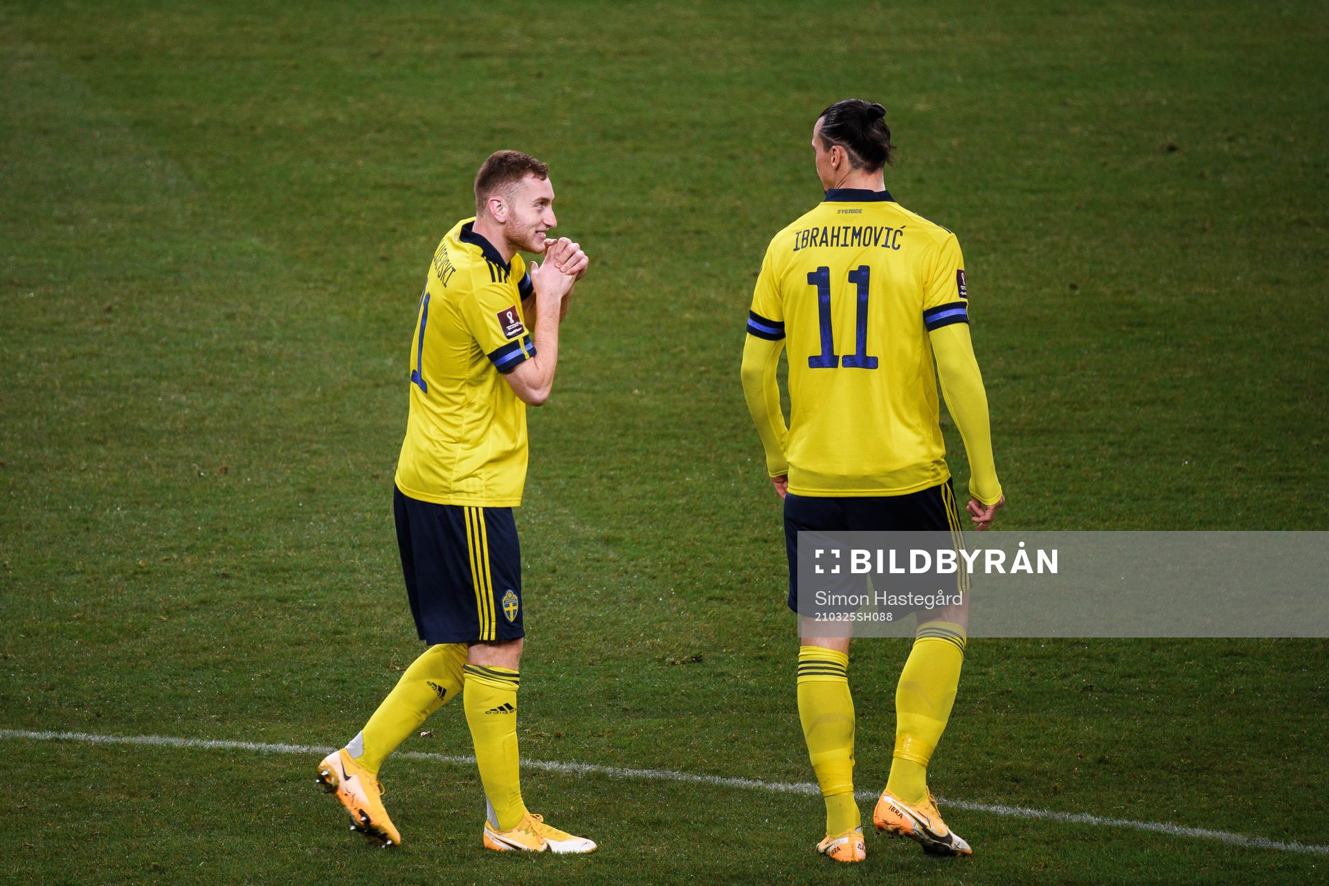 Dejan Kulusevski and Zlatan Ibrahimovic of Sweden