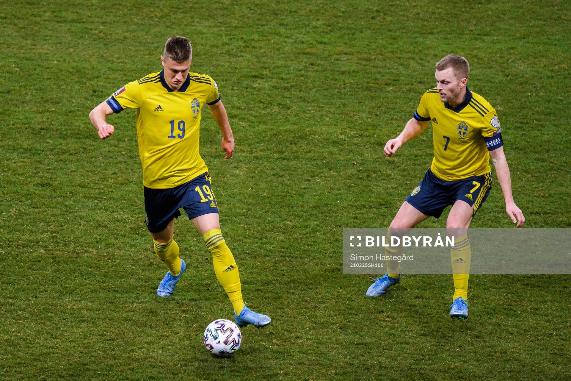 Mattias Svanberg and Sebastian Larsson of Sweden