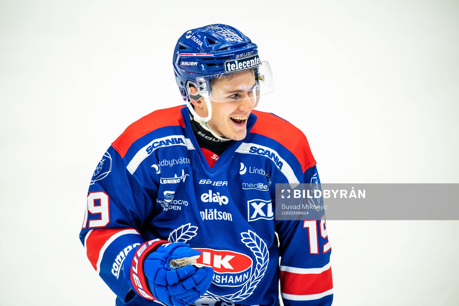 Oskarshamns Tyler Kelleher jublar