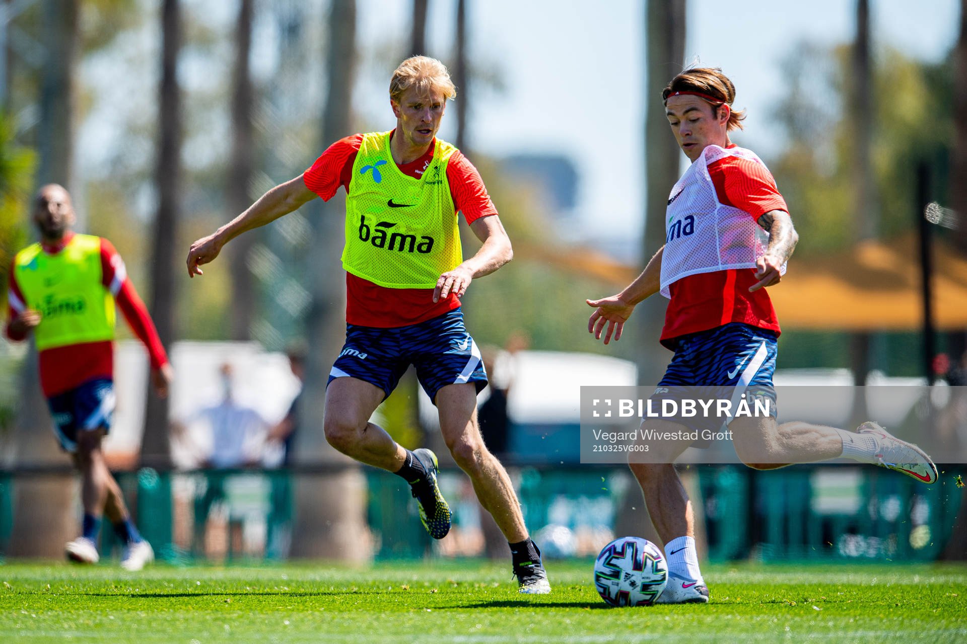 Morten Thorsby and Patrick Berg of the Norwegian national