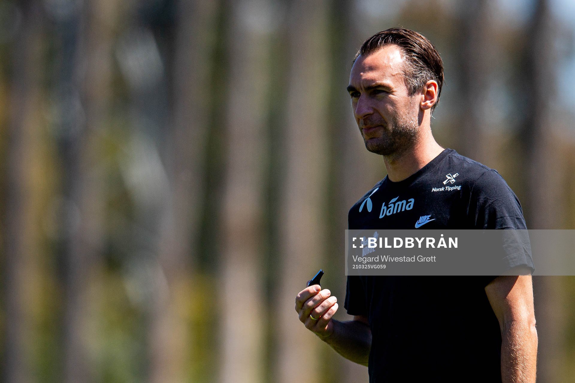 Sigurd Ertsås, kit manager of the Norwegian national