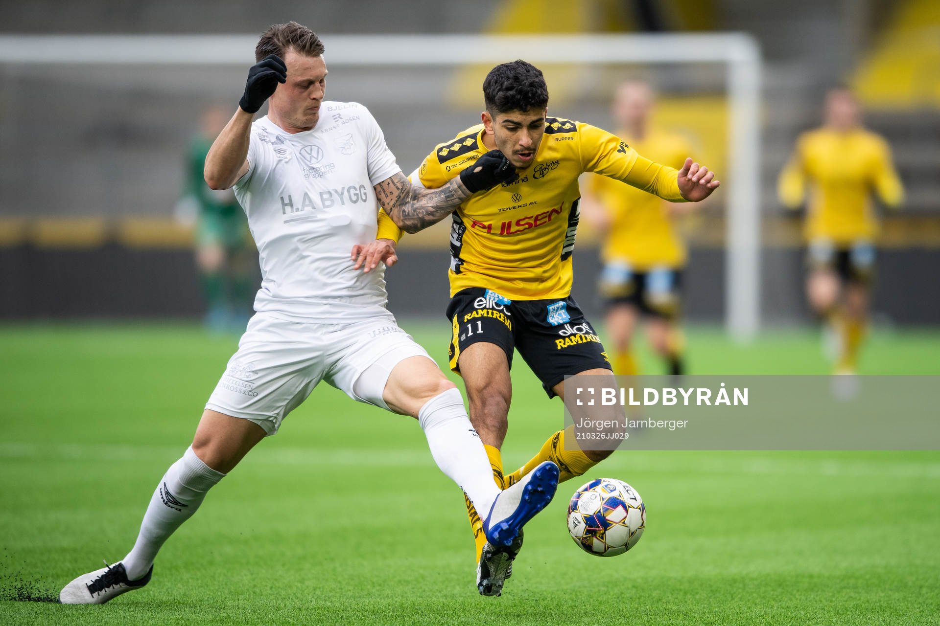 Örgrytes Marcus Haglind Sangré och Elfsborgs Ahmed Qasem