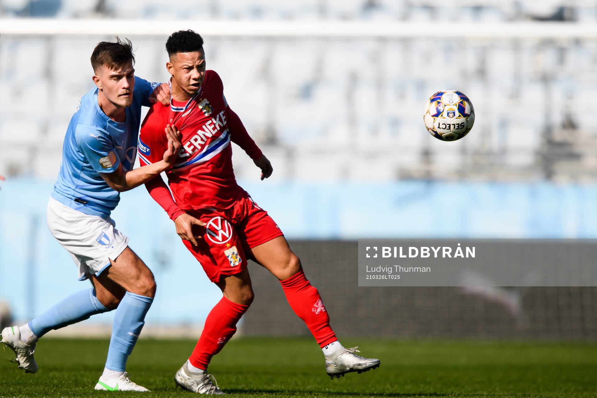 Malmö FFs Pavle Vagic och IFK Göteborgs Tobias Sana
