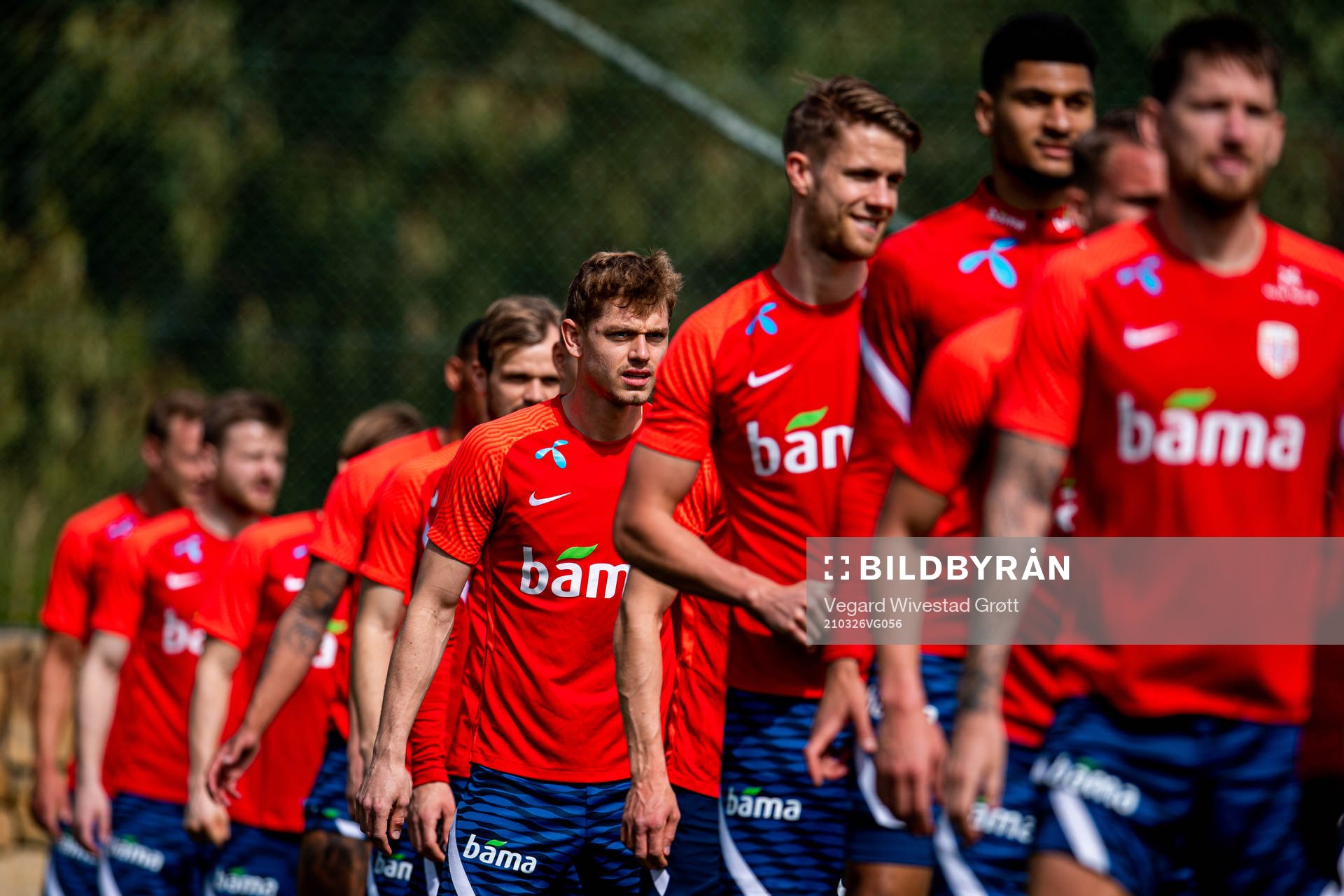 Julian Ryerson and players of the Norwegian national