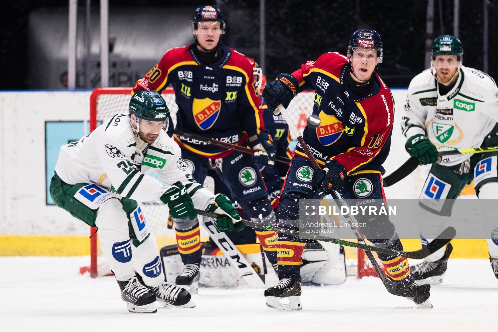 Färjestads Martin Johansson och Djurgårdens Kalle Östman