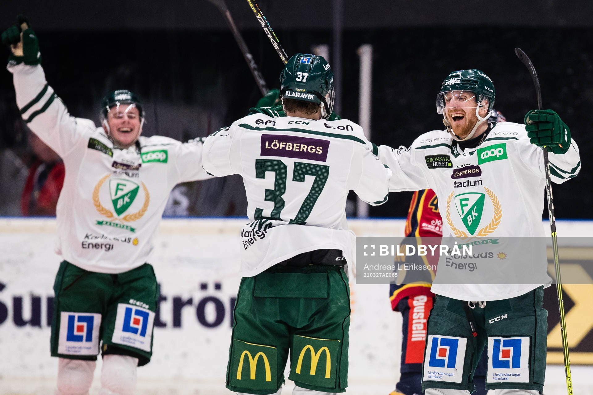 Färjestads Pontus Widerström jublar