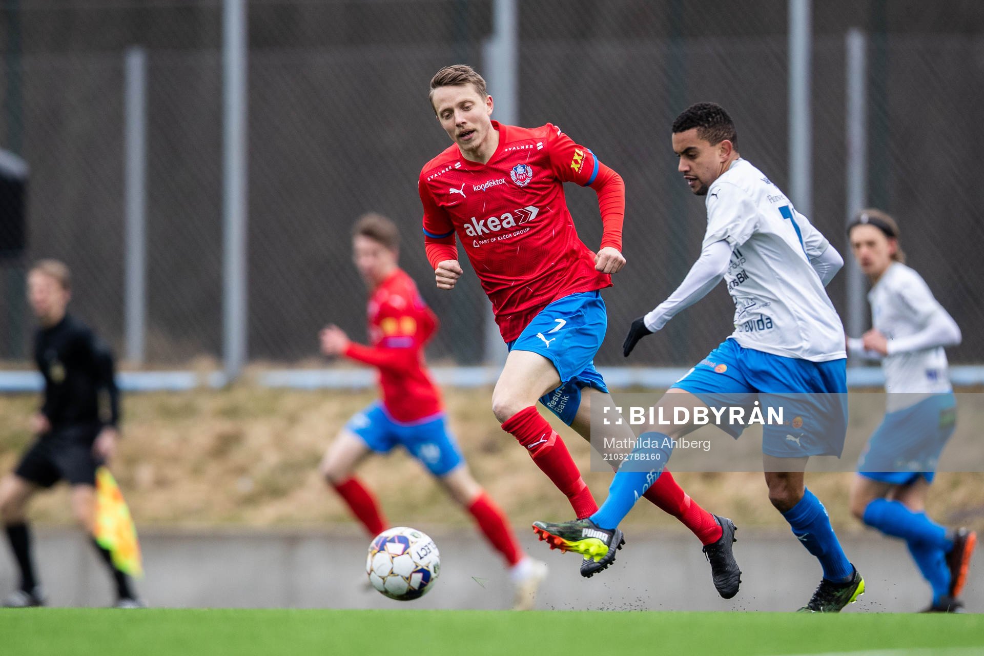 Helsingborgs Viktor Lundberg och Värnamos Charlie Vindehall