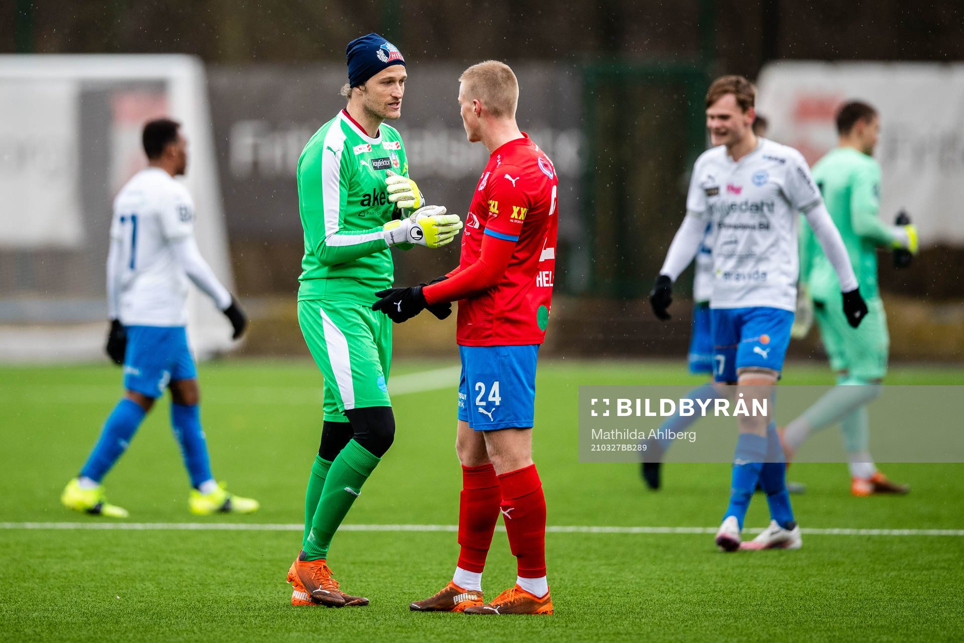 Helsingborgs målvakt Anders Lindegaard och Emil Hellman i