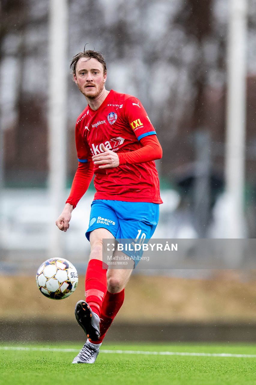Helsingborgs Rasmus Jönsson under träningsmatchen i fotboll mellan Helsingborg och Värnamo den 27 mars 2021 i Helsingborg. 