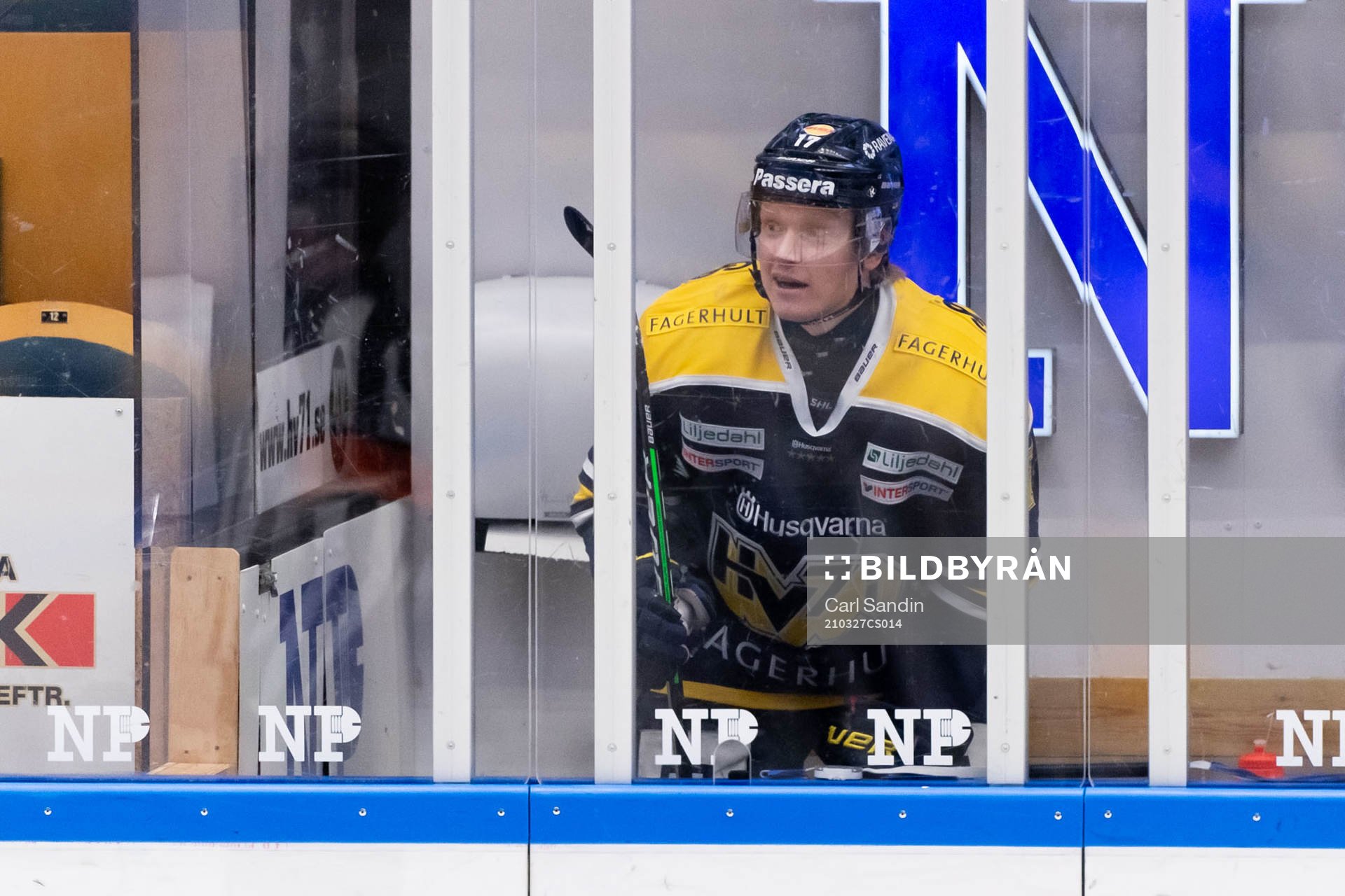 s Emil Johansson i utvisningsbåset