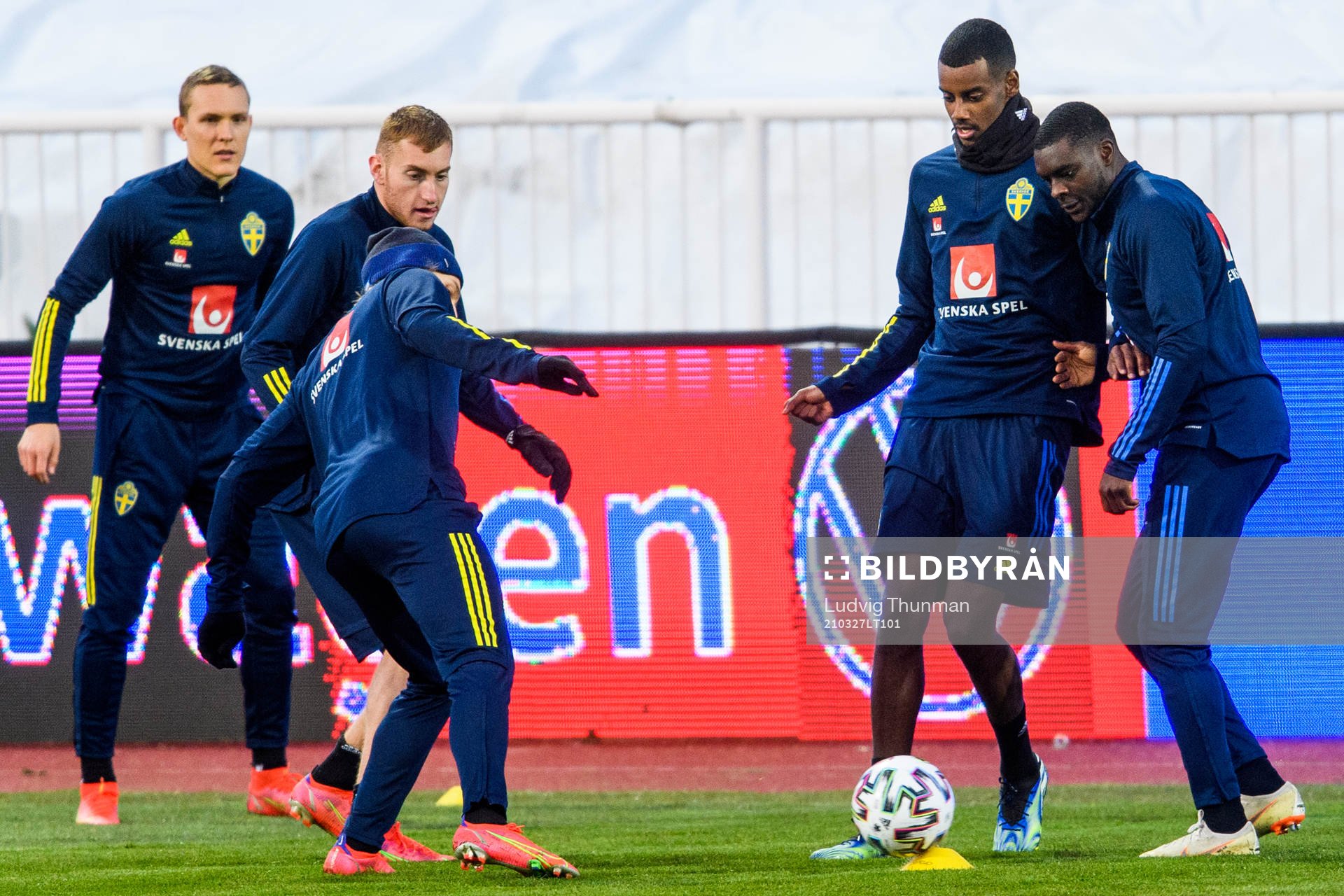 Ludwig Augustinsson, Dejan Kulusevski, Alexander Isak and