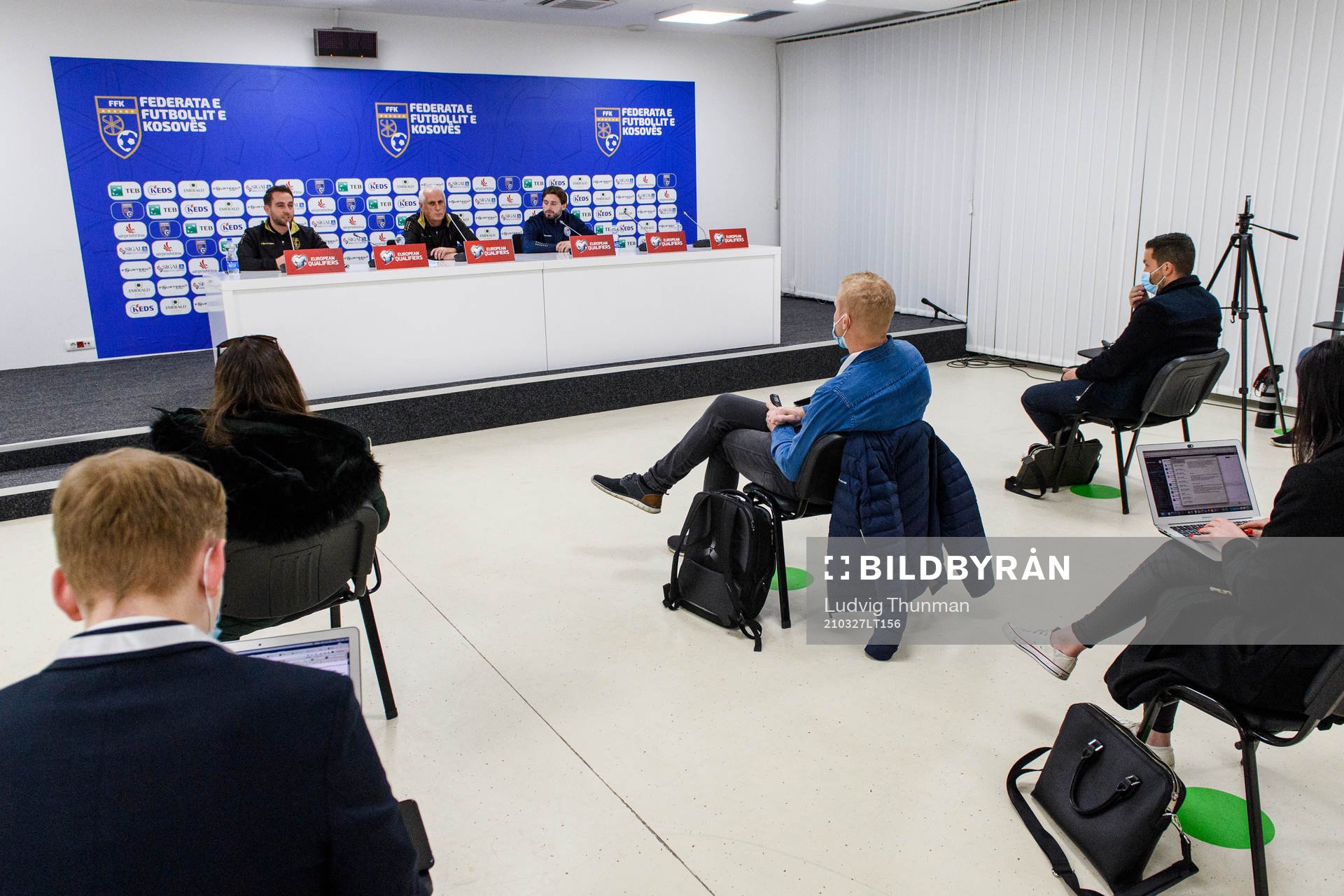 Bernard Challandes, head coach and Arber Zeneli of the