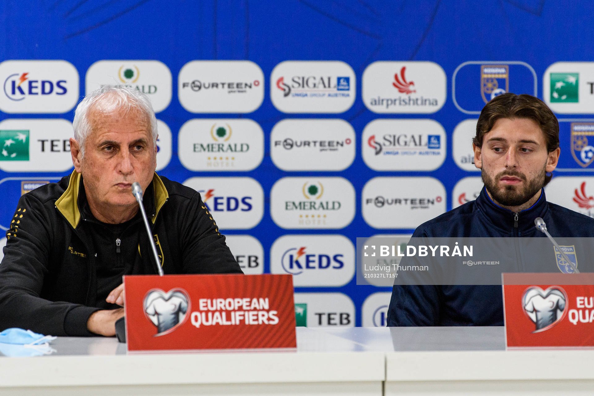 Bernard Challandes, head coach and Arber Zeneli of the