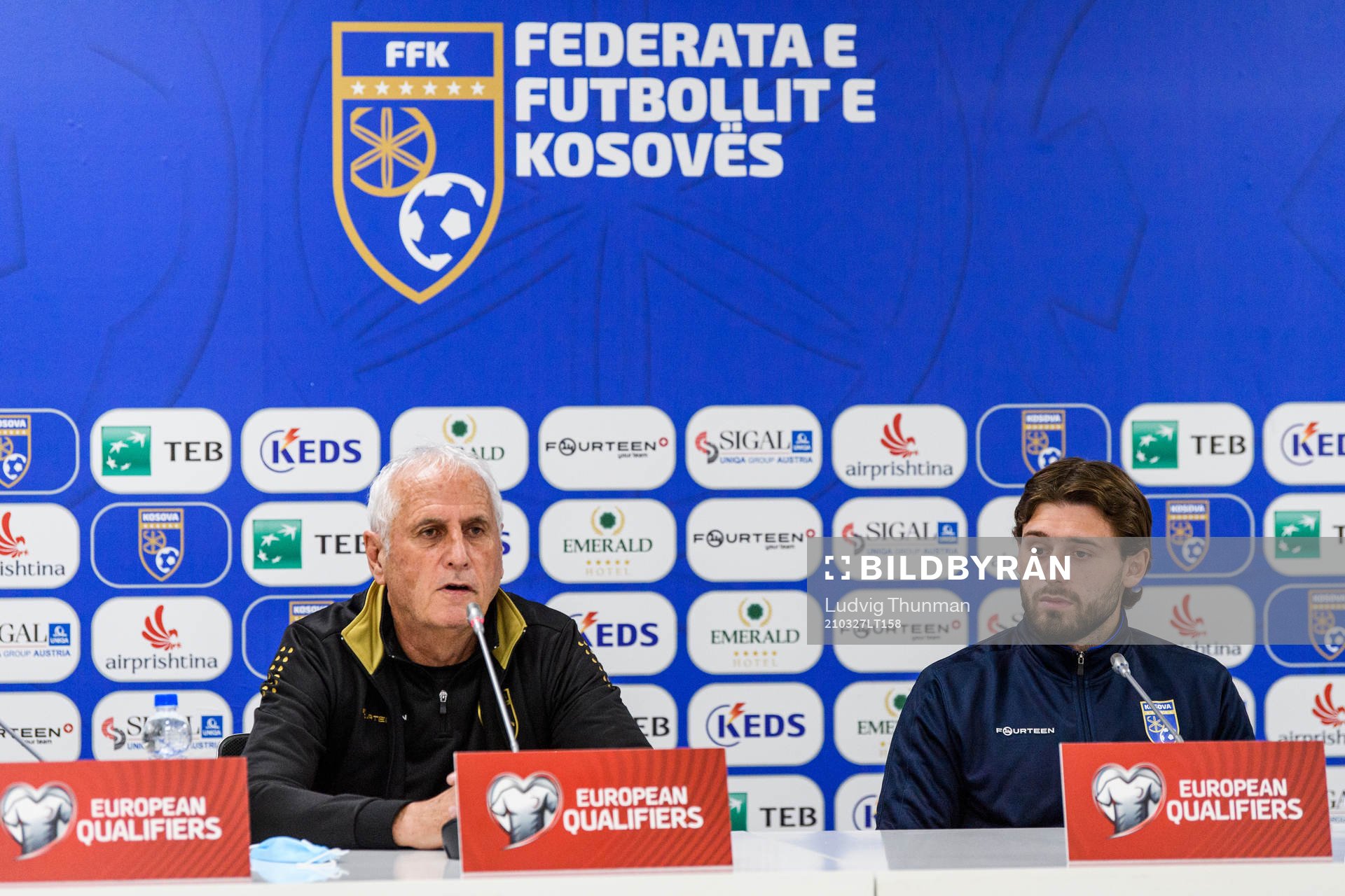 Bernard Challandes, head coach and Arber Zeneli of the