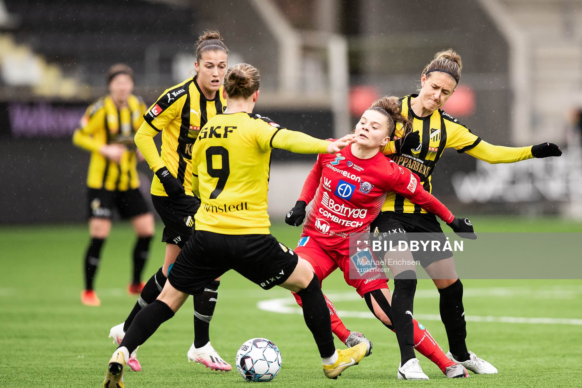 Häckens Filippa Curmark och Filippa Angeldahl mot