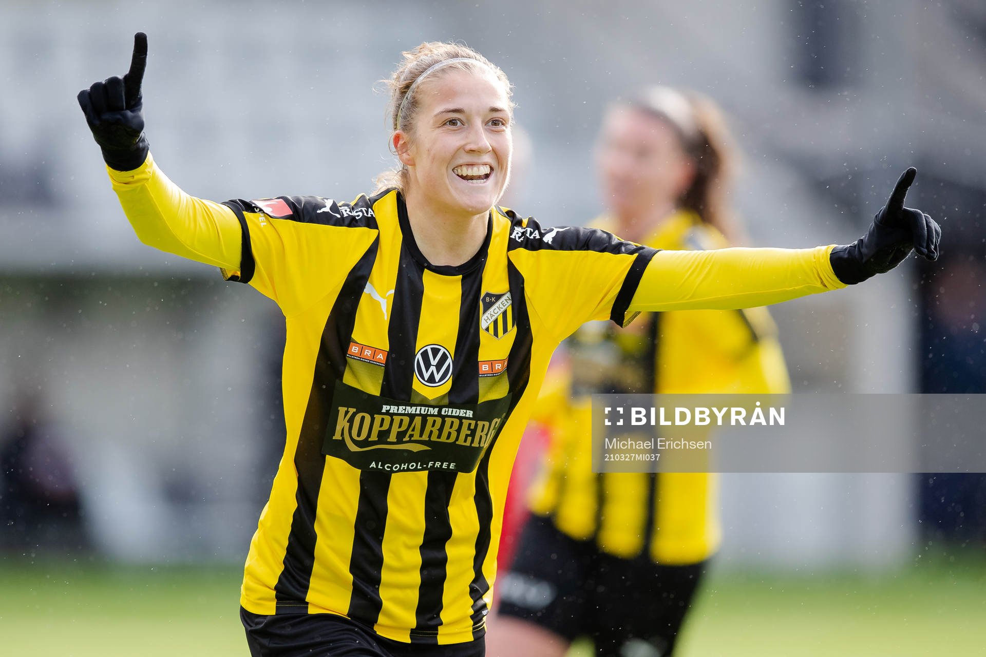 Häckens Filippa Angeldal jublar efter 3-1 på straff under fotbollsmatchen i Svenska Cupen mellan Häcken och Linköping den 27 mars 2021 i Göteborg.