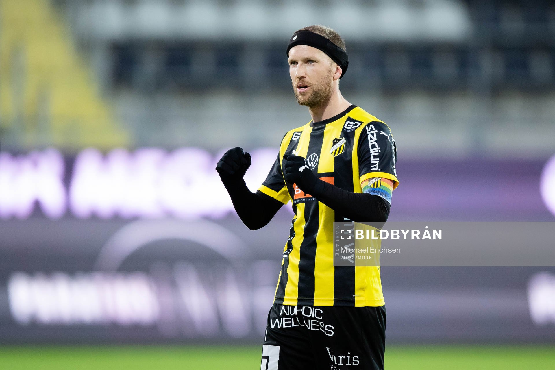 Häckens Rasmus Lindgren jublar efter 1-1 under träningsmatchen i fotboll mellan Häcken och Degerfors den 27 mars 2021 i Göteborg. 