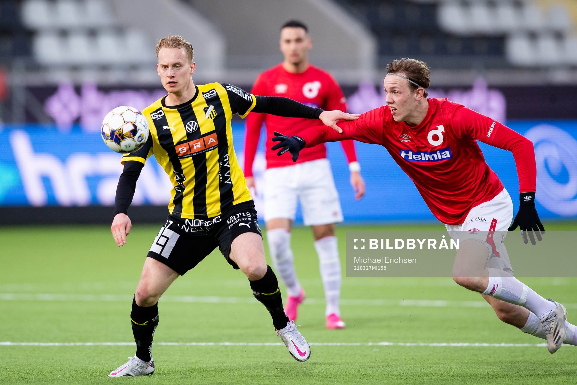Häckens Gustav Berggren och Degerfors Adam Carlén