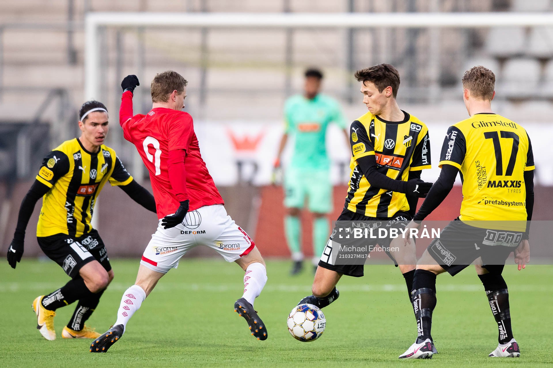 Degerfors Johan Bertilsson och Häckens Tobias Carlsson