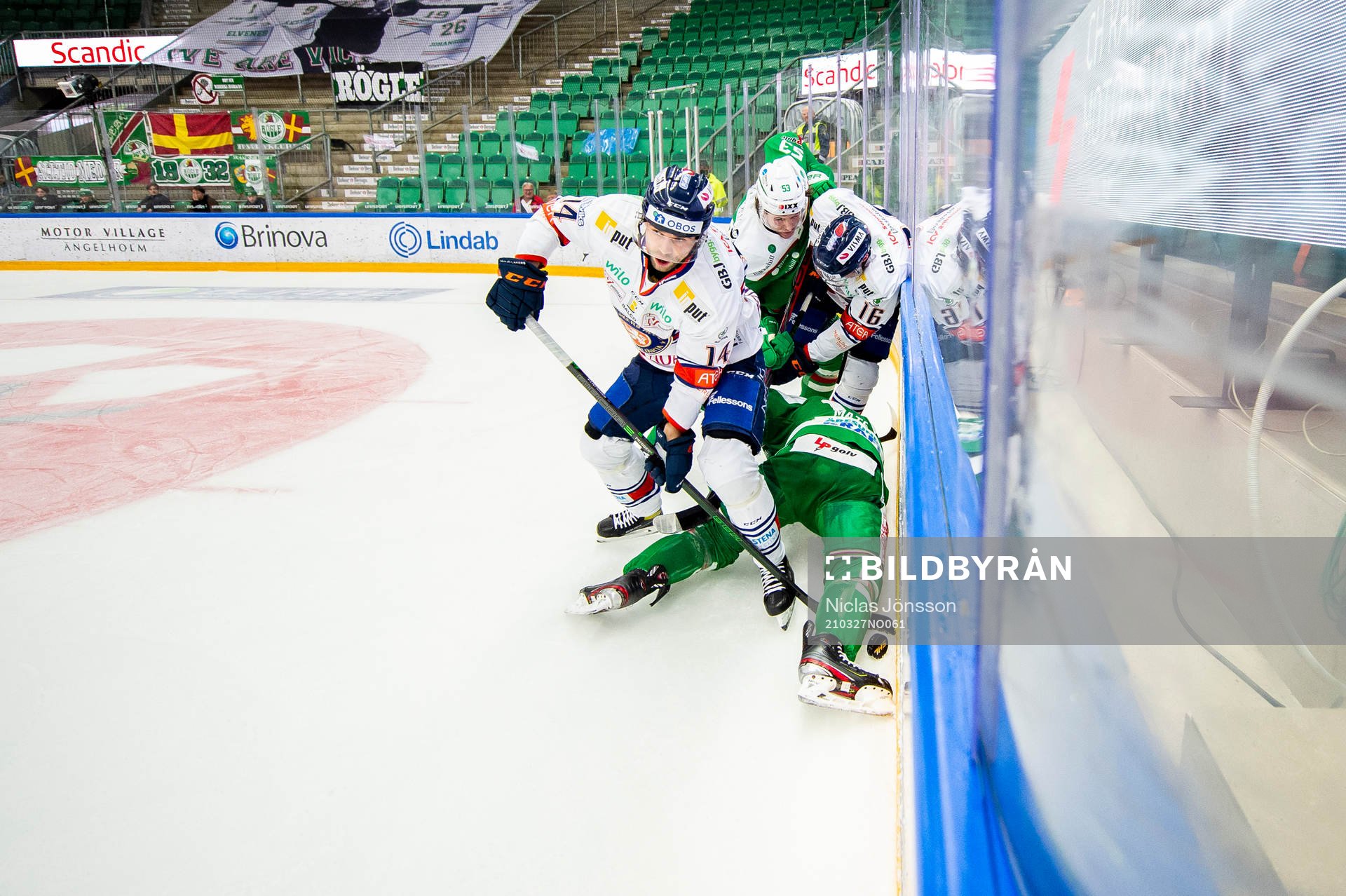 Växjös Emil Pettersson  och Brendan Gaunce