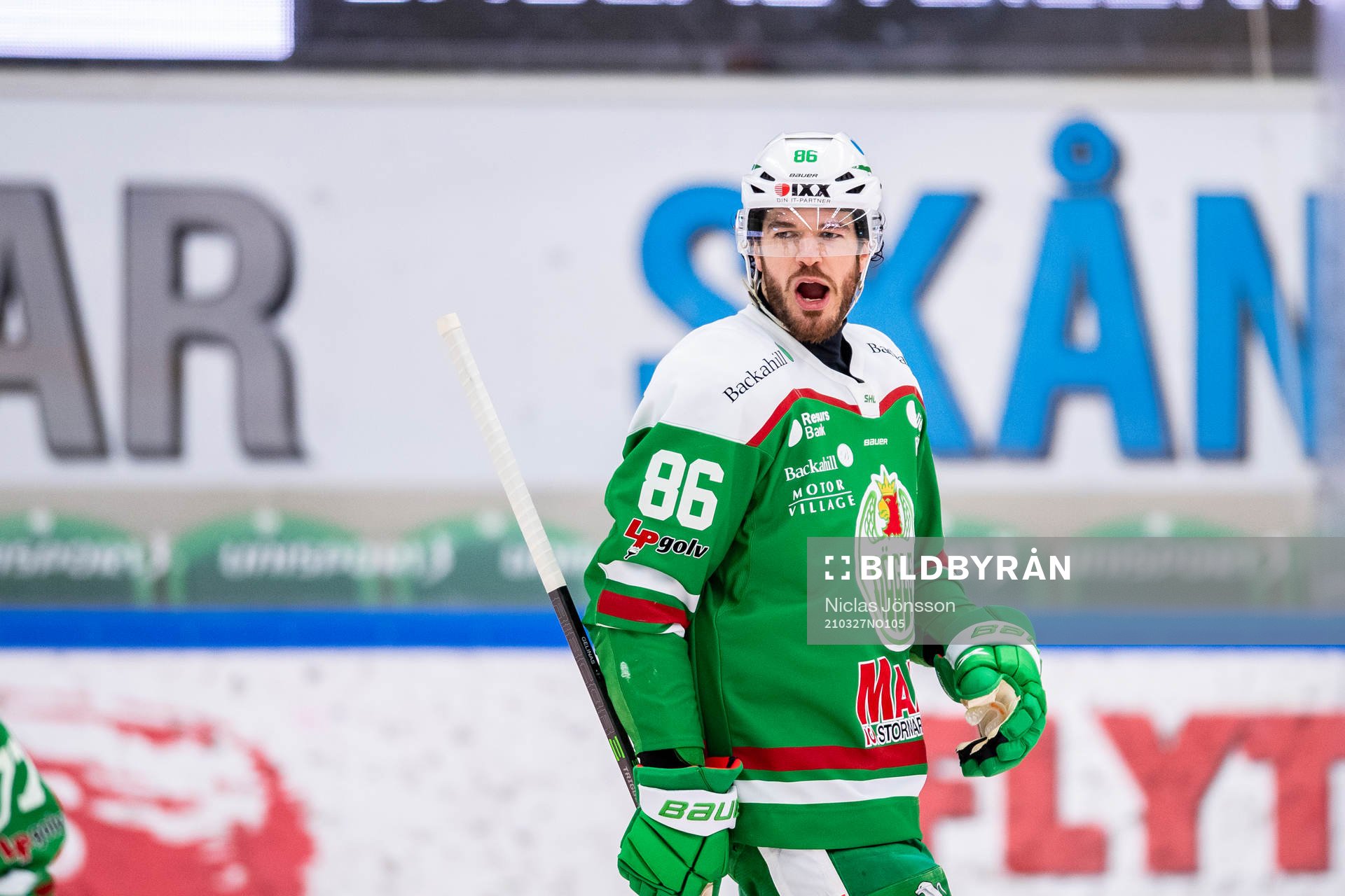 Rögles Eric Gelinas jublar