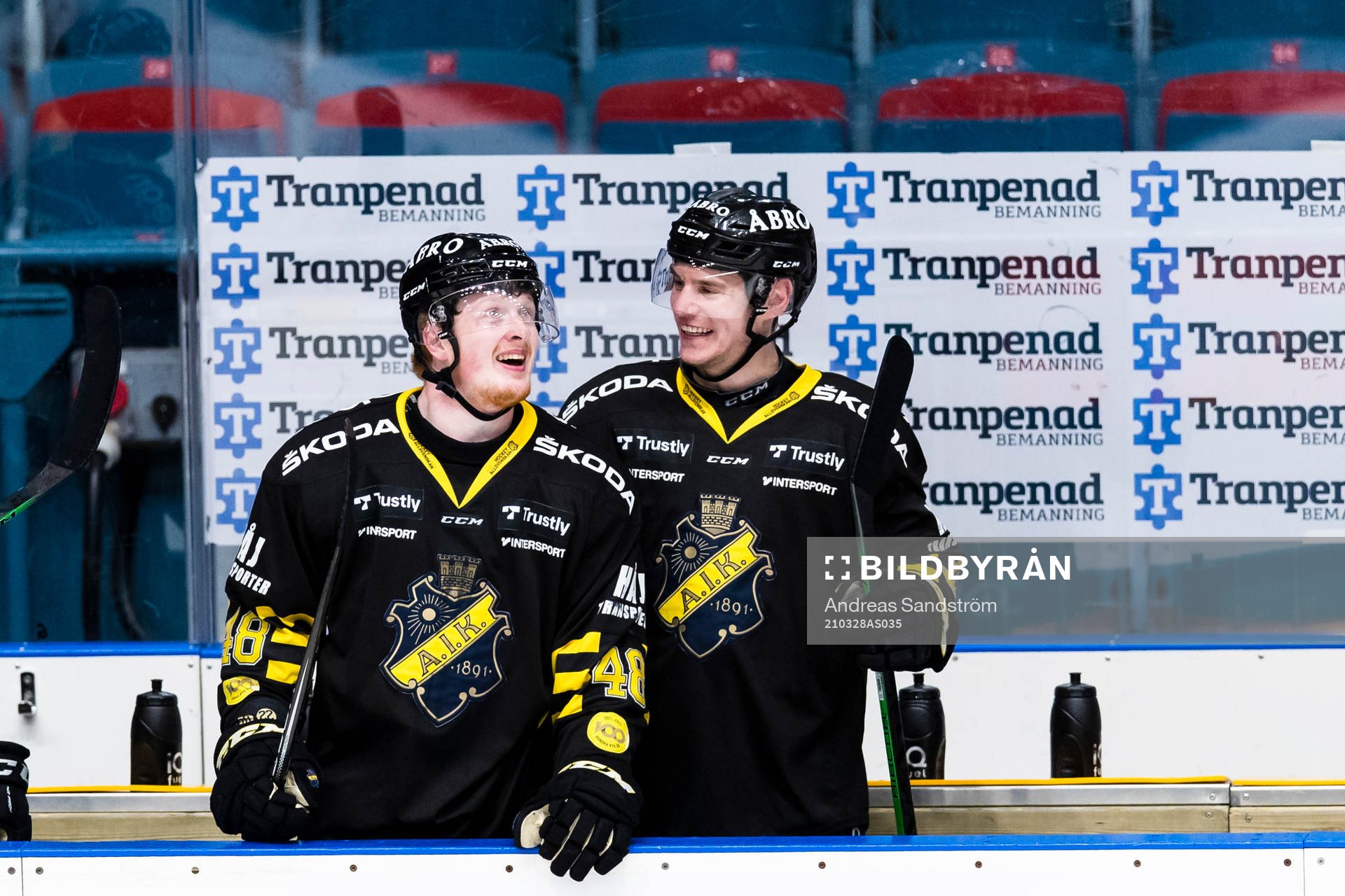 s Samuel Solem gör 3-1 och gratuleras av Anton Holm
