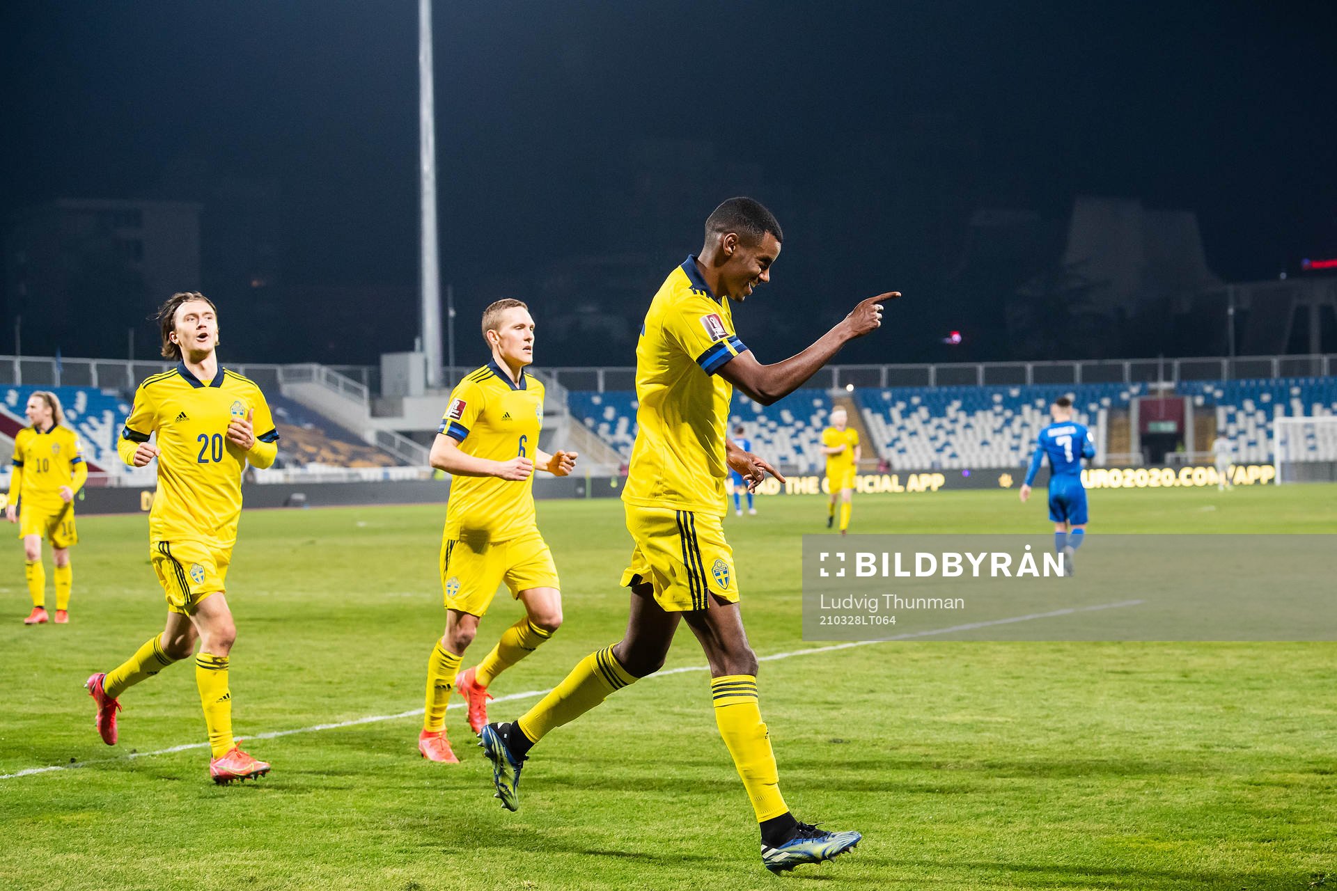 Alexander Isak of Sweden celebrates