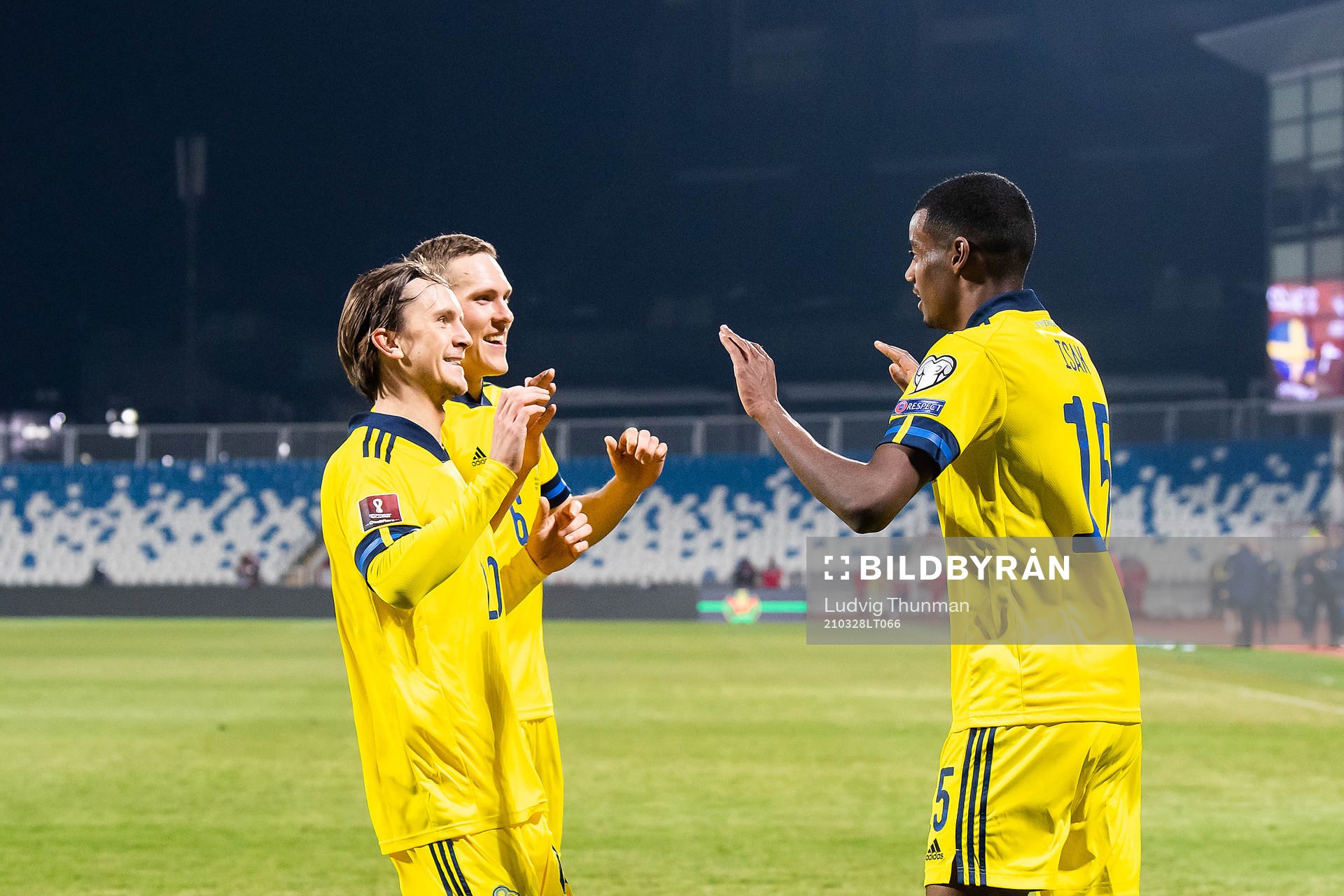 Alexander Isak, Kristoffer Olsson and Ludwig Augustinsson of Sweden celebrate after 0-2 during the FIFA World Cup Qualifier football match between Kosovo and Sweden on March 28, 2021 in Pristina.
