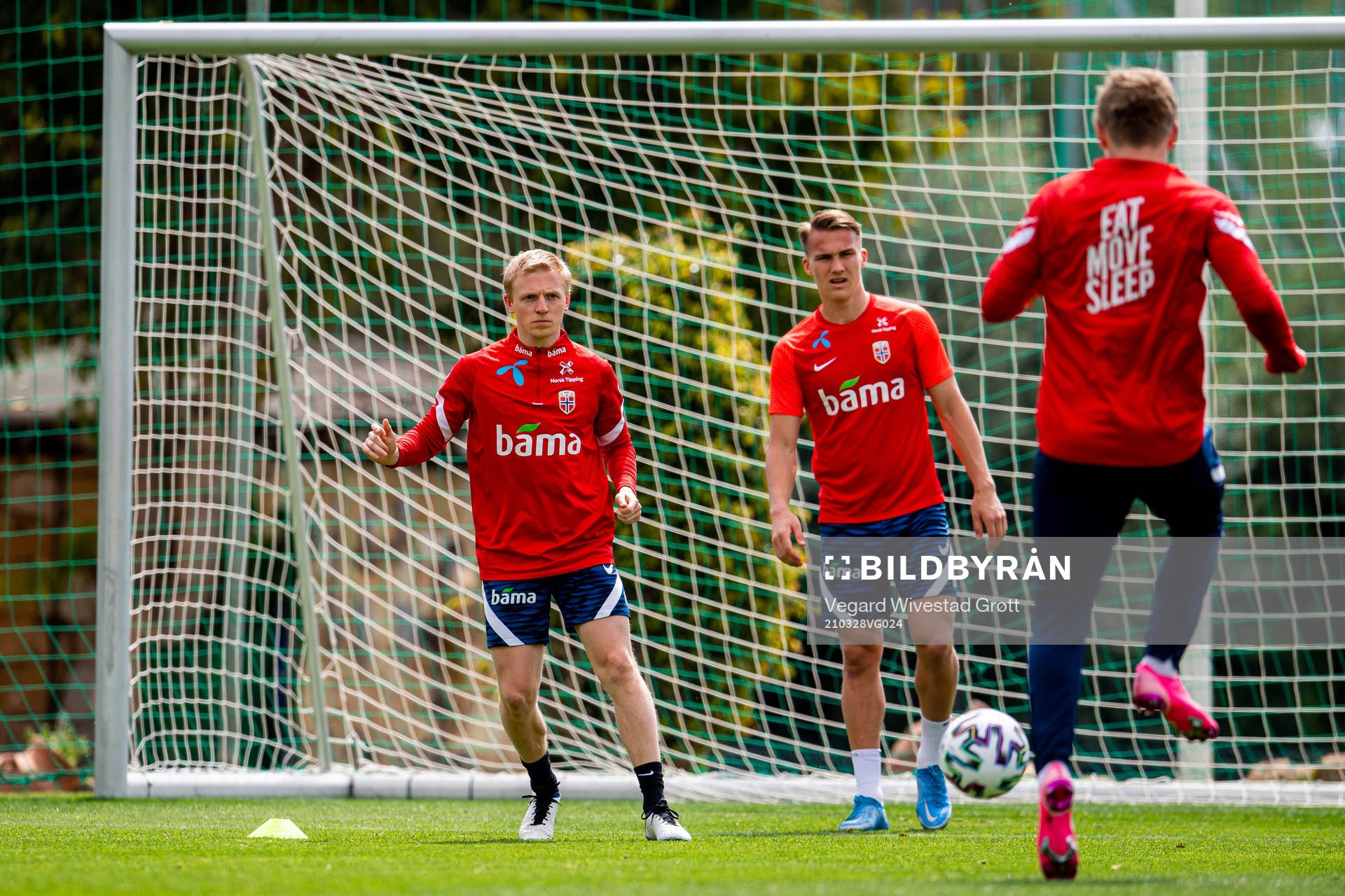 Mats Møller Dæhli and Leo Østigård of the Norwegian