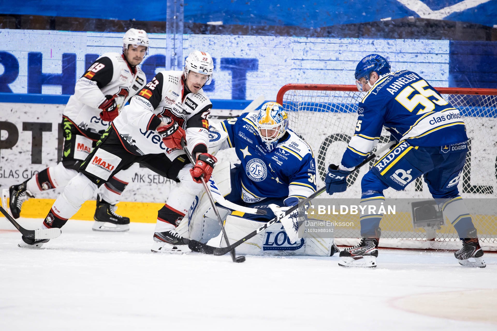 Malmö Redhawks Lars Bryggman oroar framför Leksands