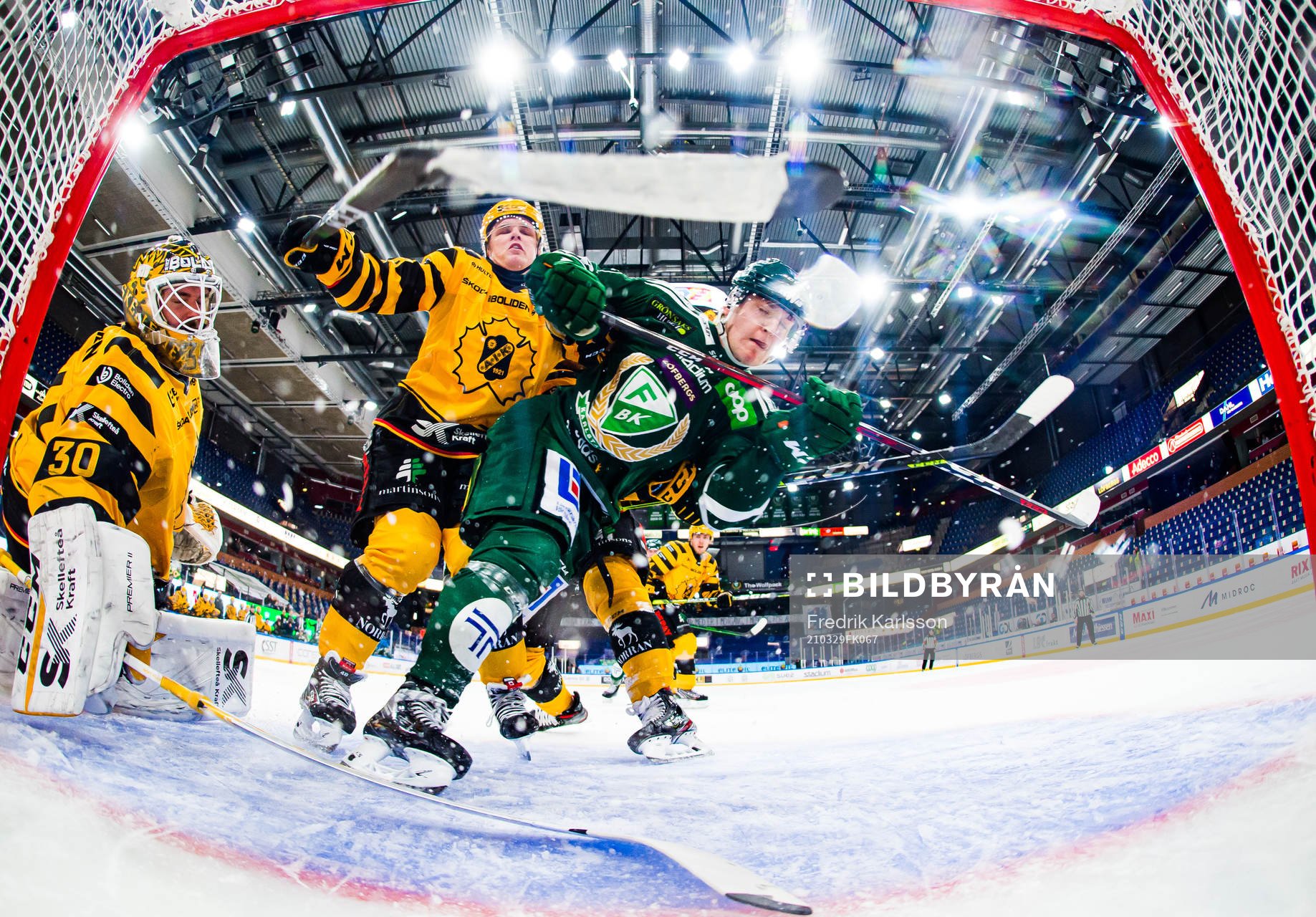 Skellefteås Jonatan Berggren och Roland McKeown
