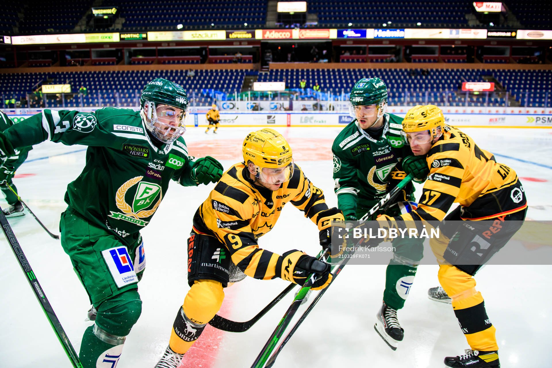Färjestads Jens Westin, Skellefteås Darren Nowick,